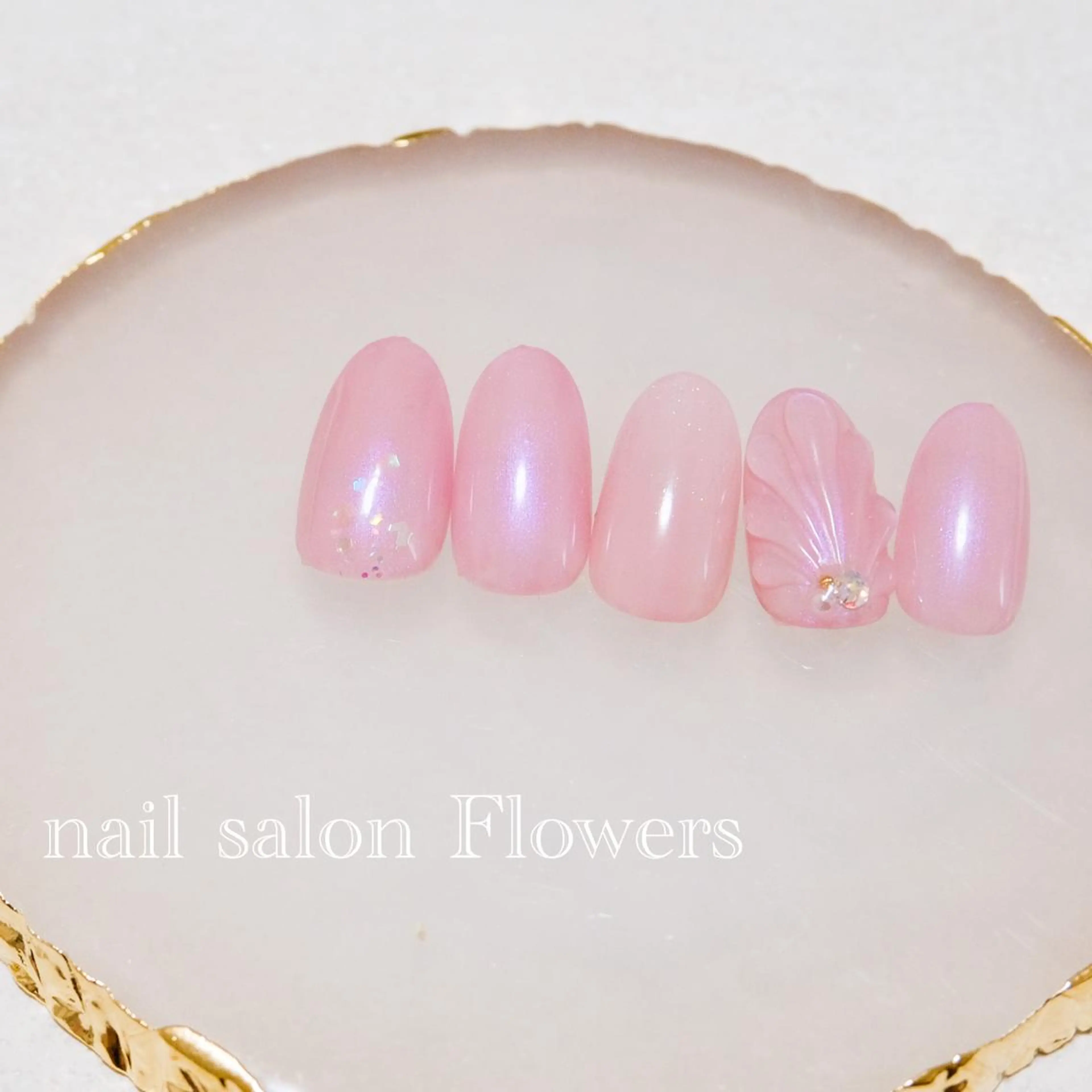 ネイル Flowers Tomomiのネイルデザイン