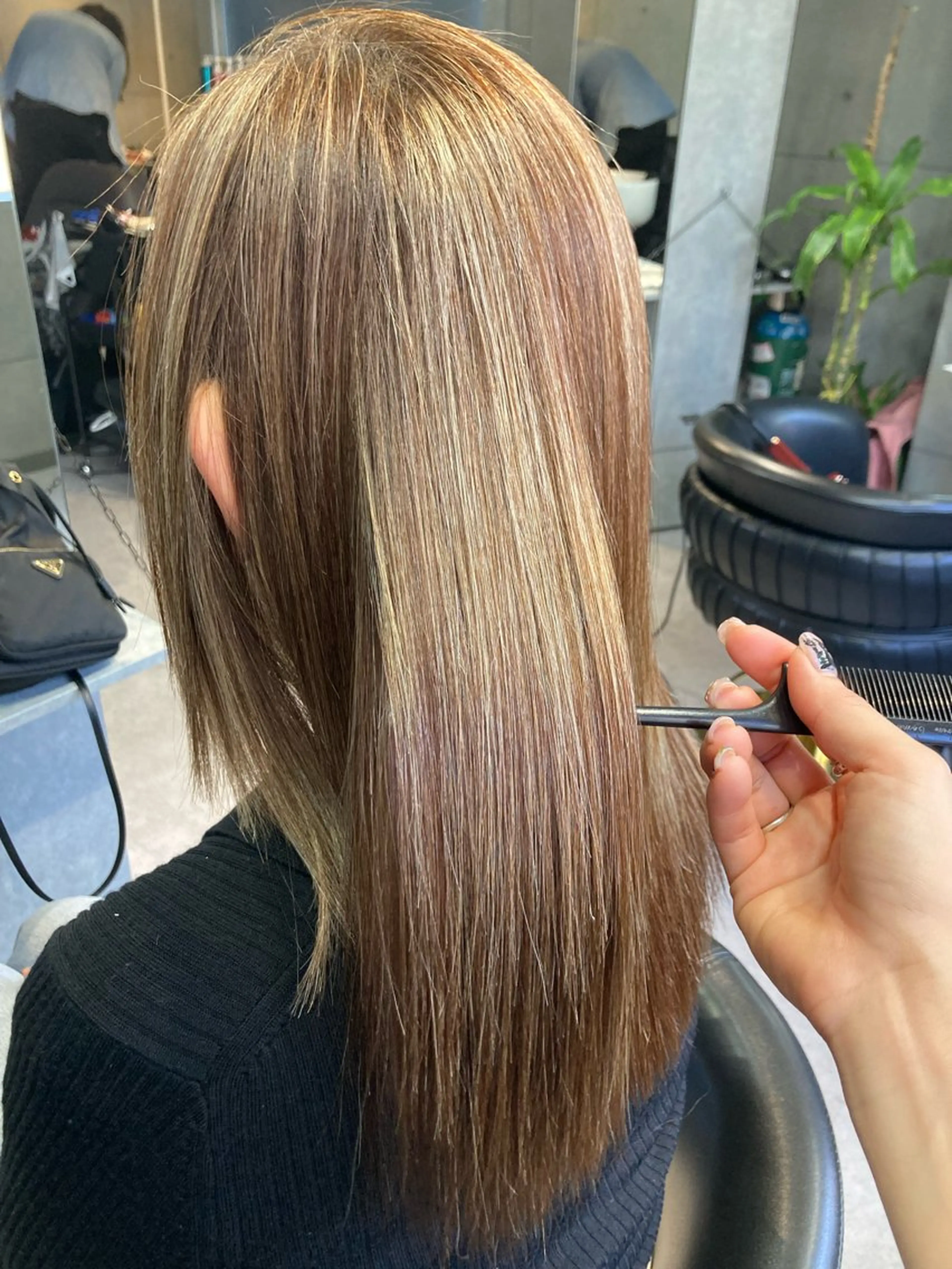 セミロング 縮毛矯正 髪質改善☺︎縮毛矯正 ふじい まりんのヘアスタイル