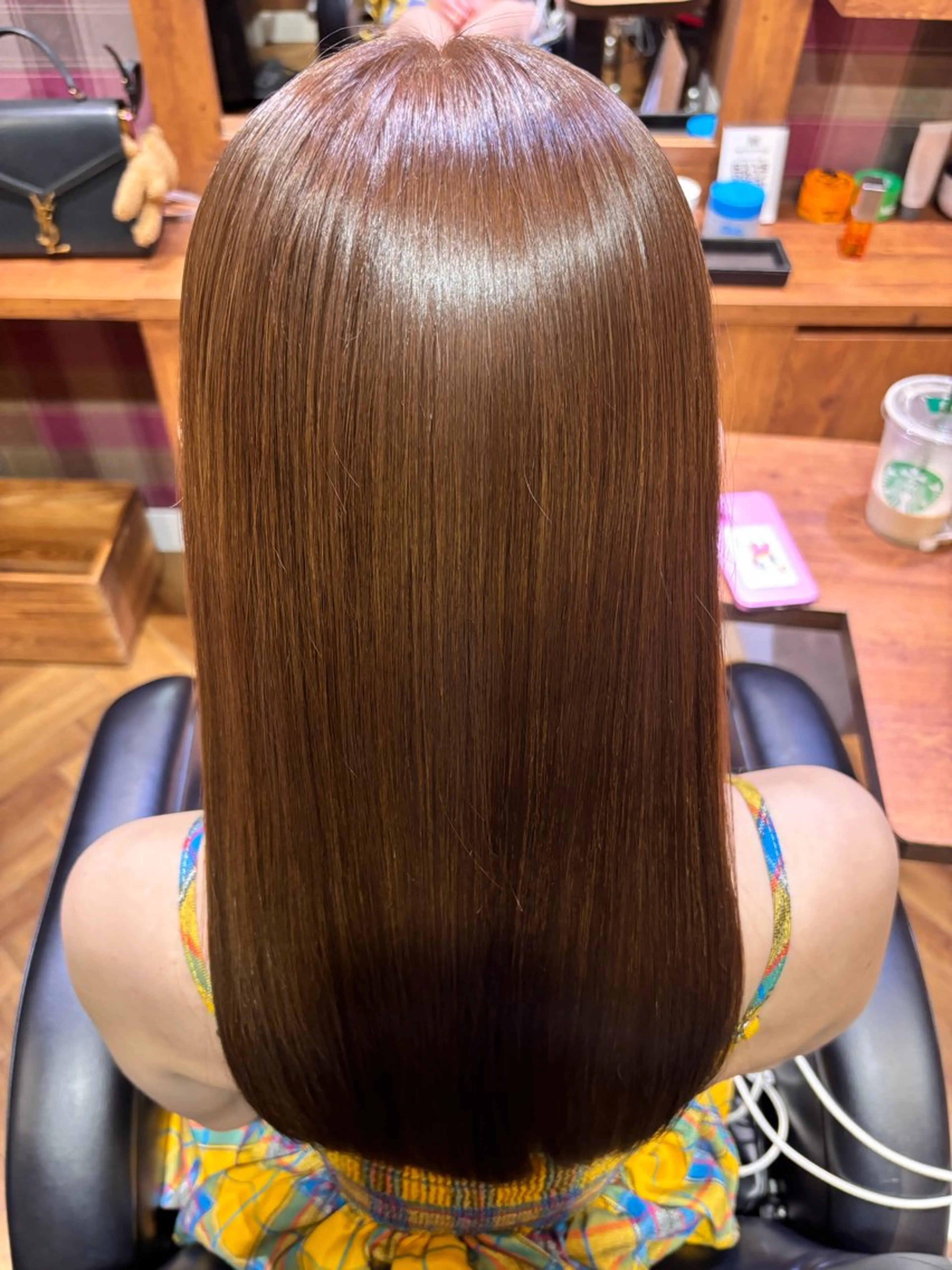 カット+超高濃度水素カラーの写真