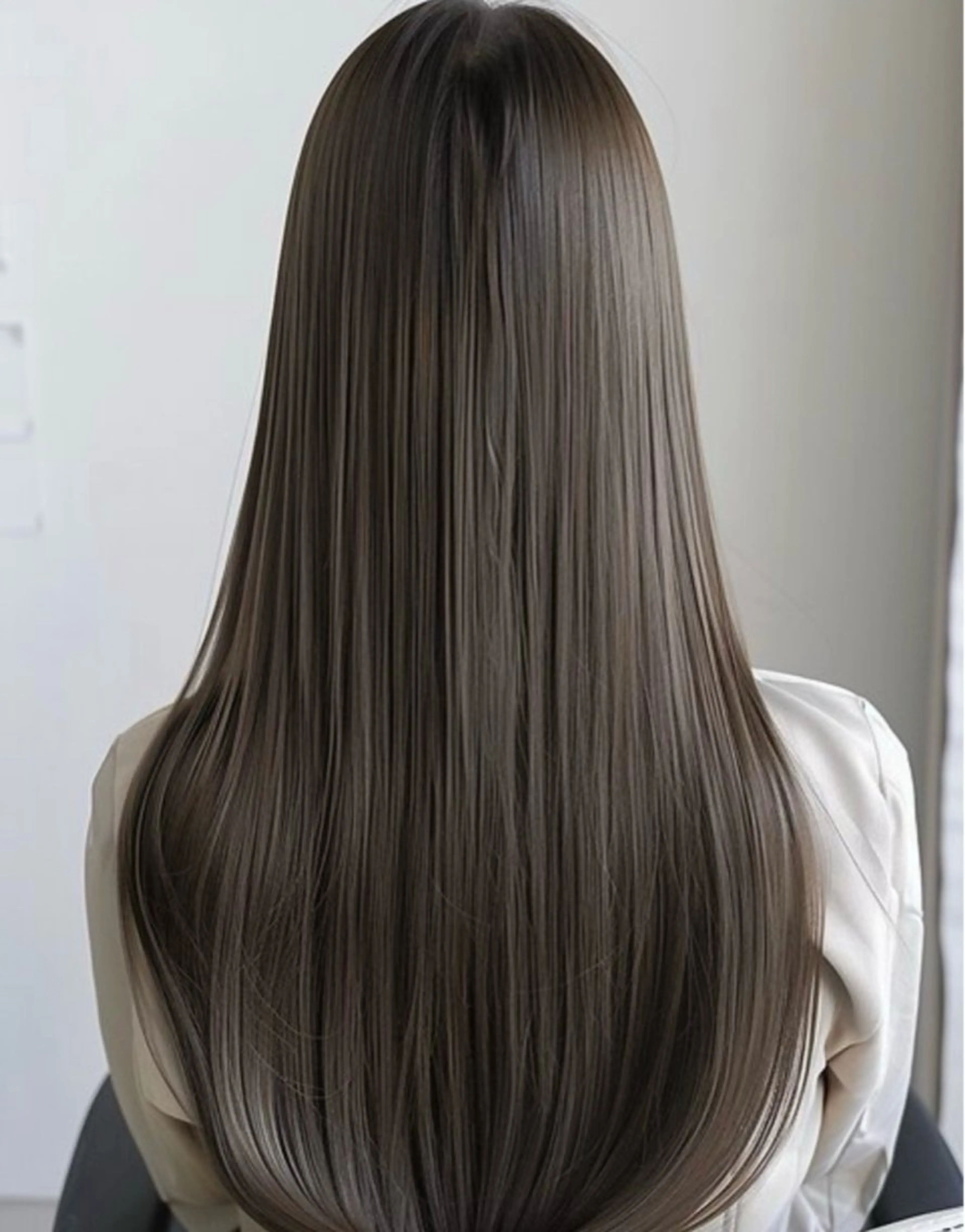 ロング ブリーチなしWカラー 超特化/YURAのヘアスタイル