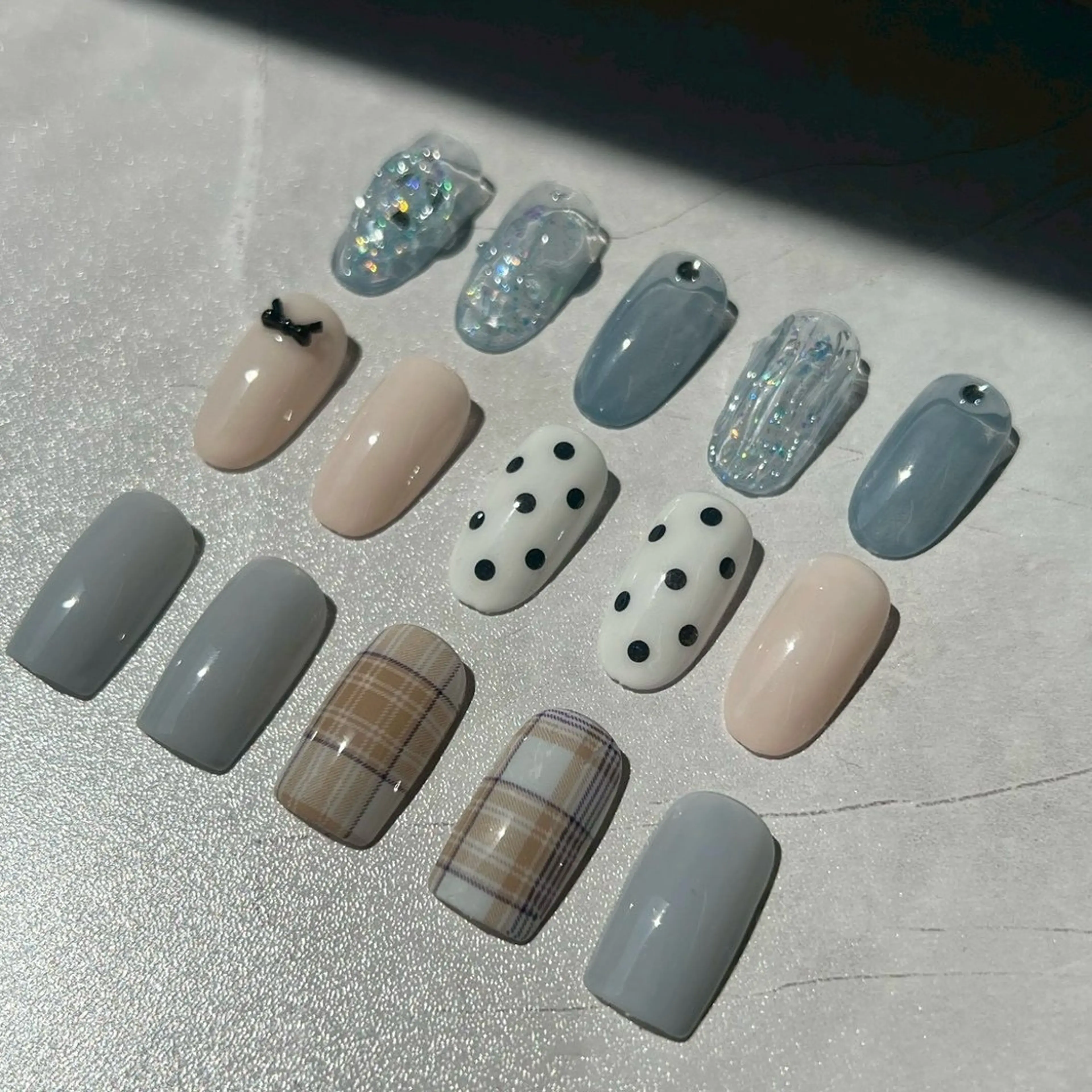 ネイル ハンドネイル ANNE綾瀬店 eriのネイルデザイン