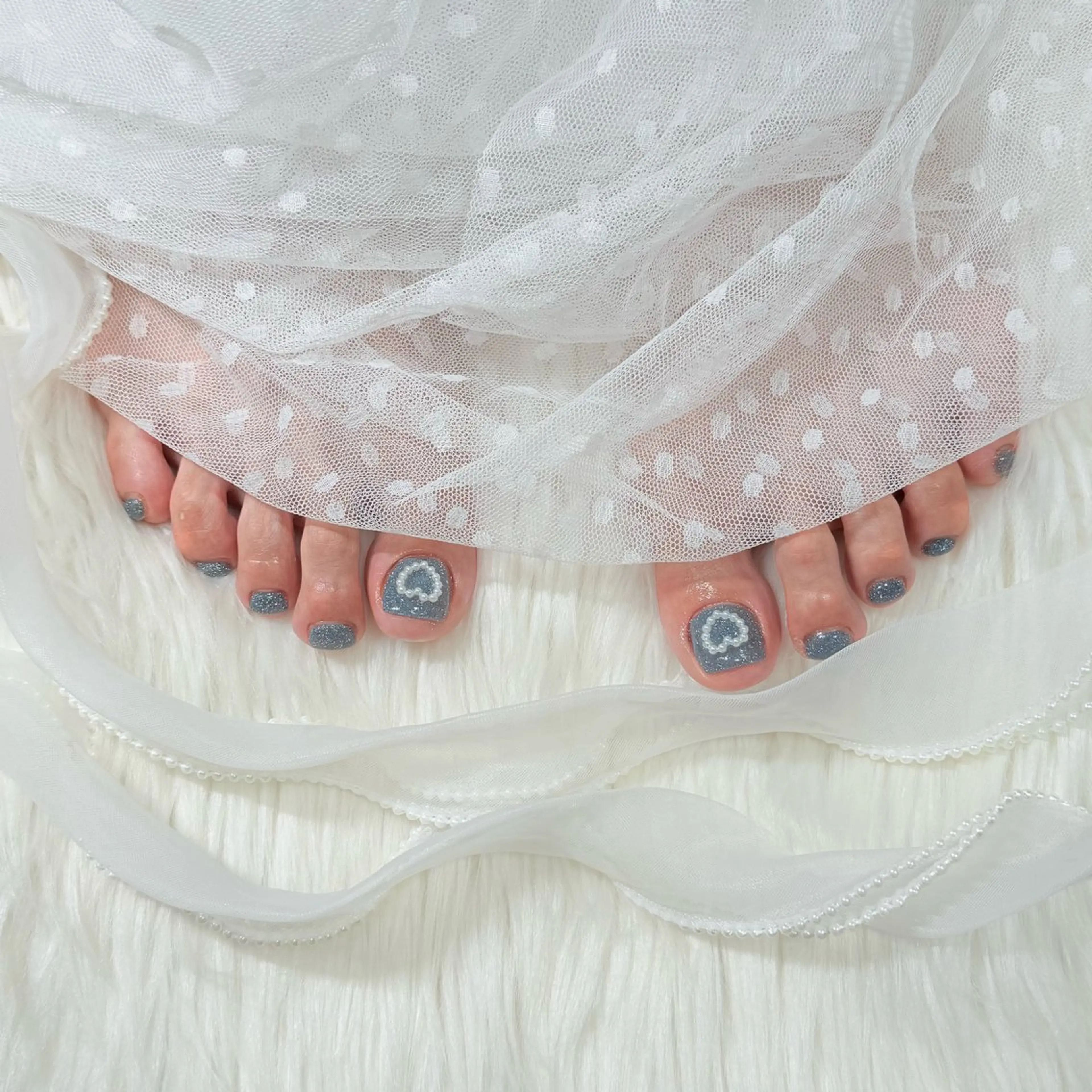 ネイル フラッシュネイル ワンカラーネイル フットネイル ✩.*🎀 aoi🎀のネイルデザイン