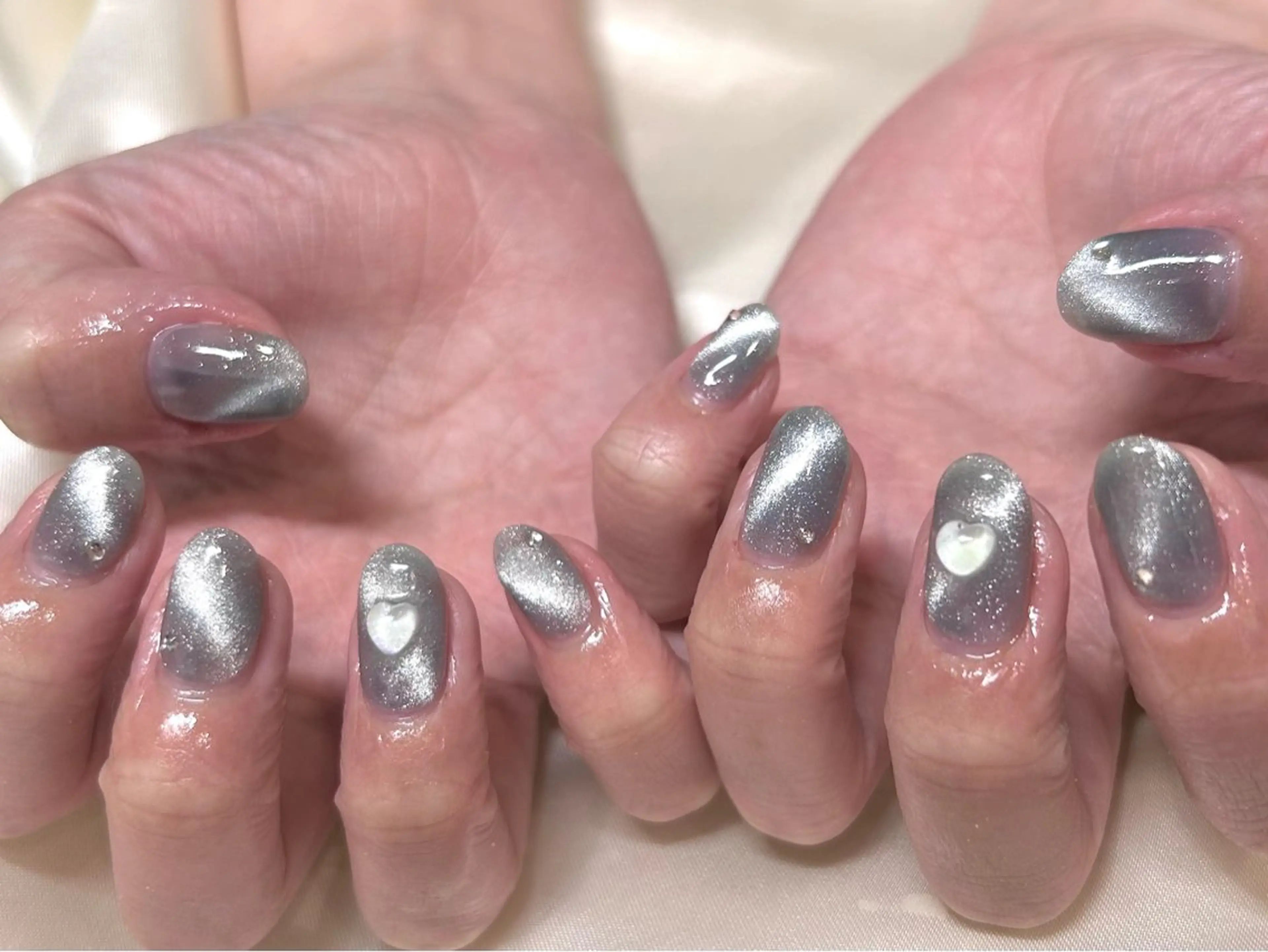 ネイル 長瀬 瑠霞のネイルデザイン