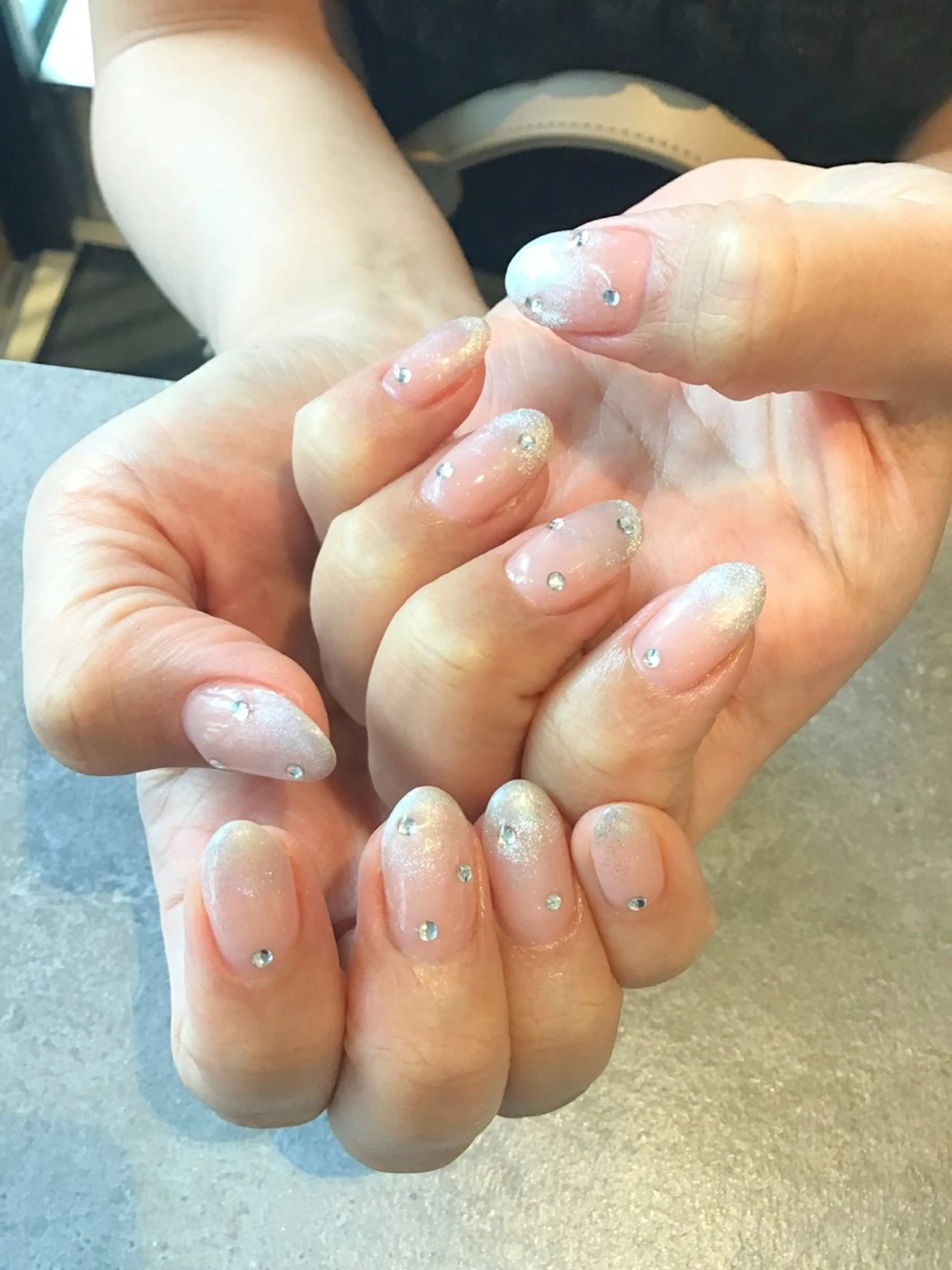 ネイル アートネイル シンプルネイル Nest 岩崎のネイルデザイン