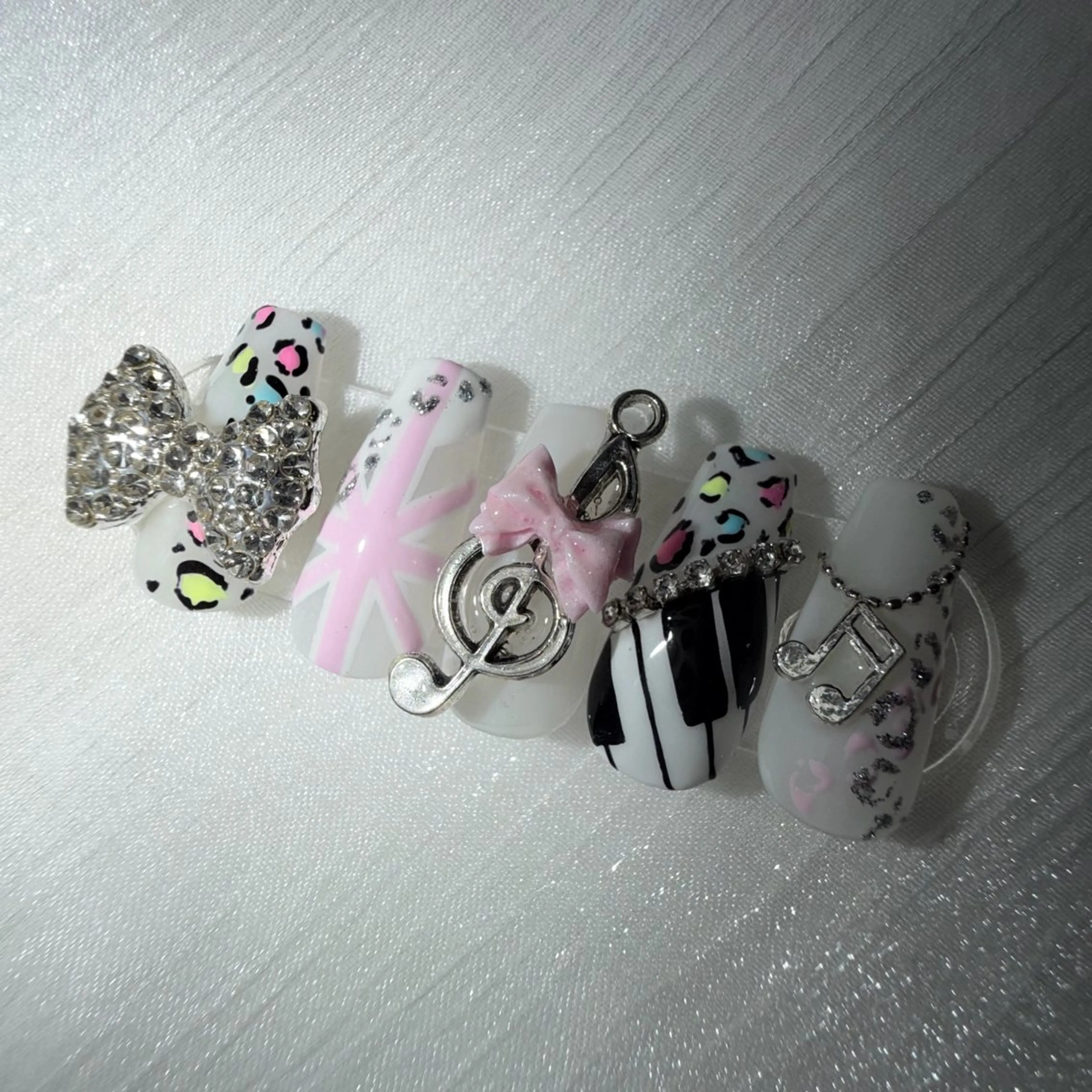 ネイル ハンドネイル tamaki araiのネイルデザイン