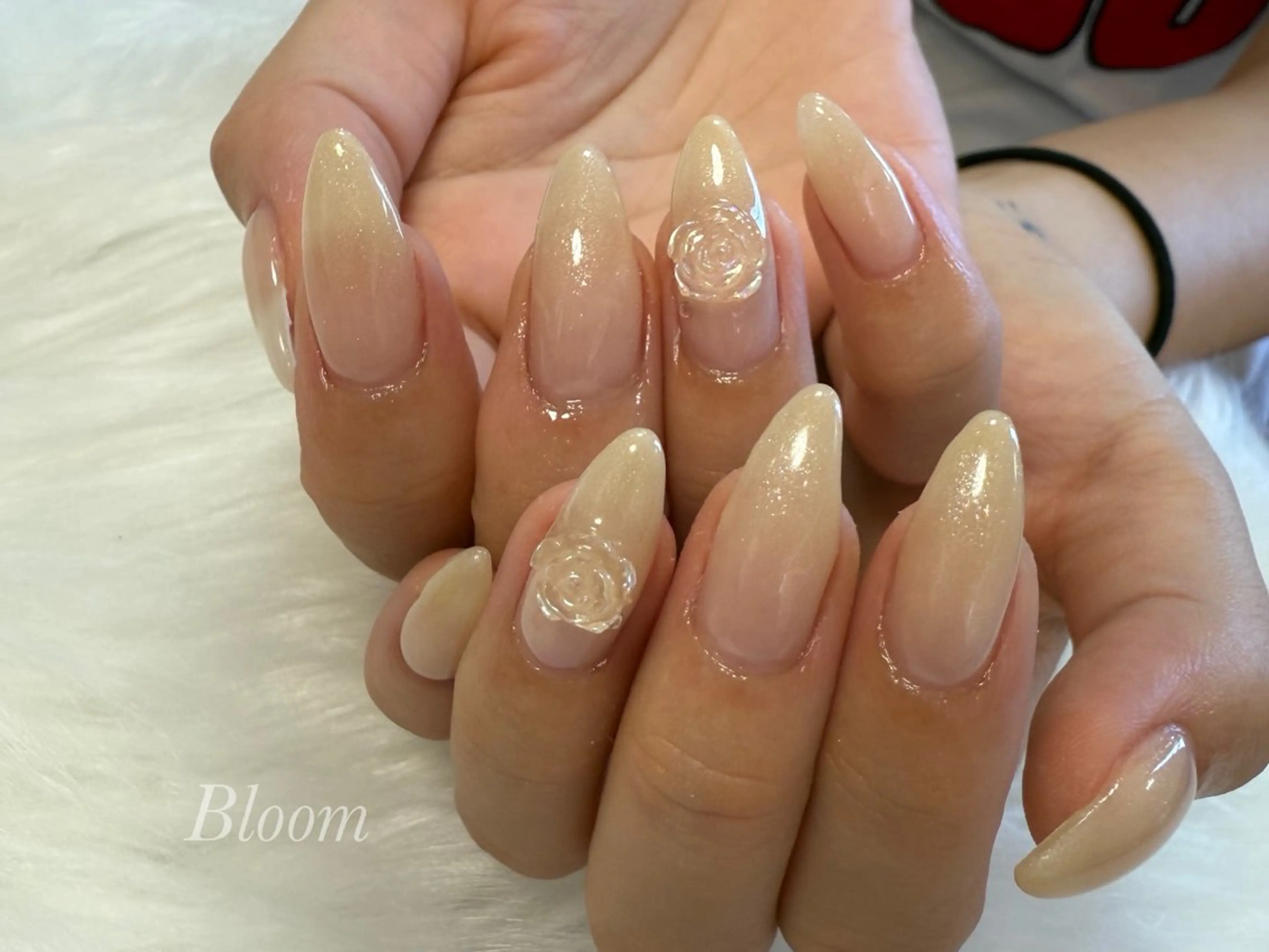 ネイル クリアネイル グラデーション ラメ(グリッター) ラメグラデーション ハンドネイル Bloom a nail studio所属・松下 未来のネイルデザイン