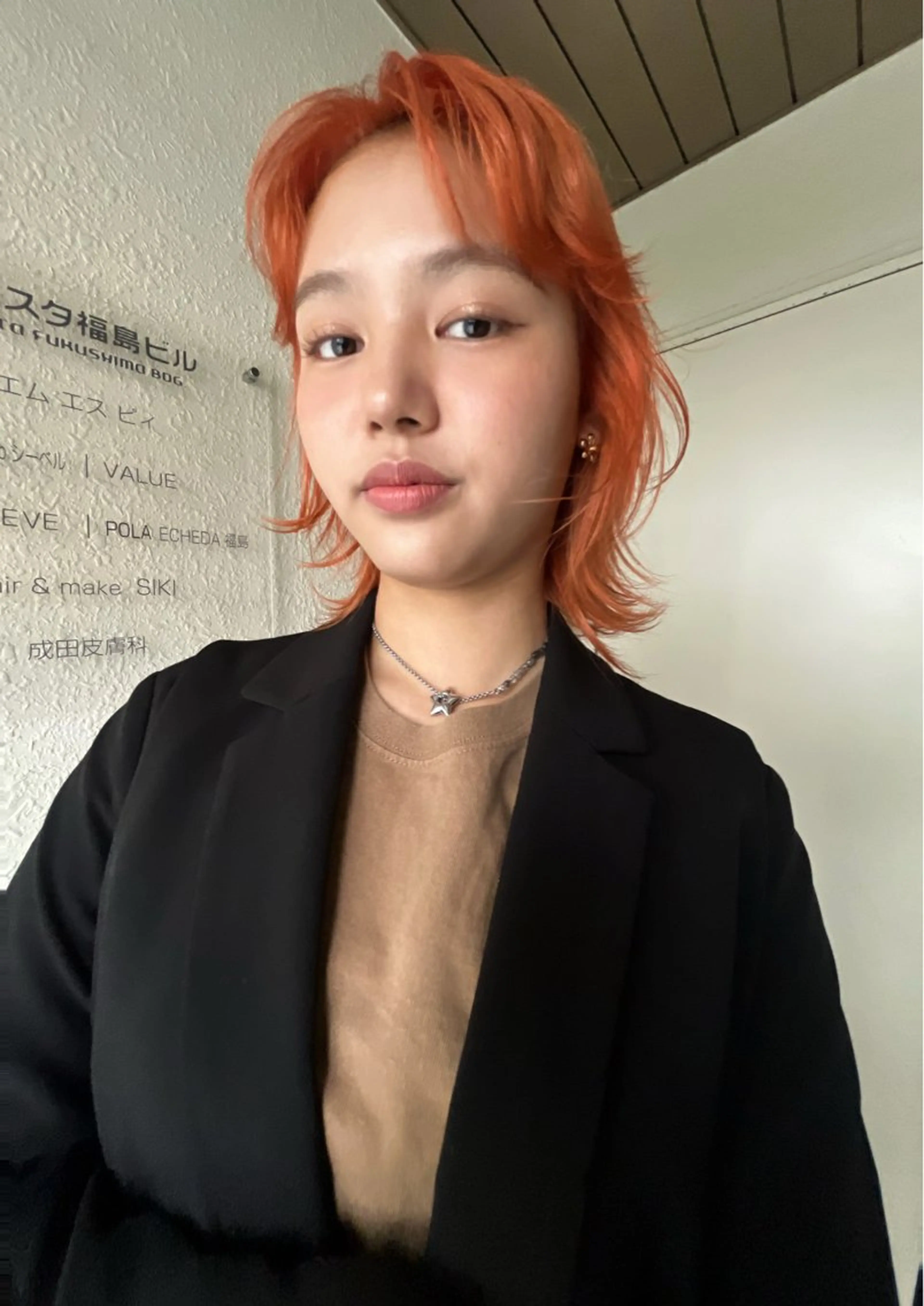 カラー sliver ・siki /YUIのヘアスタイル