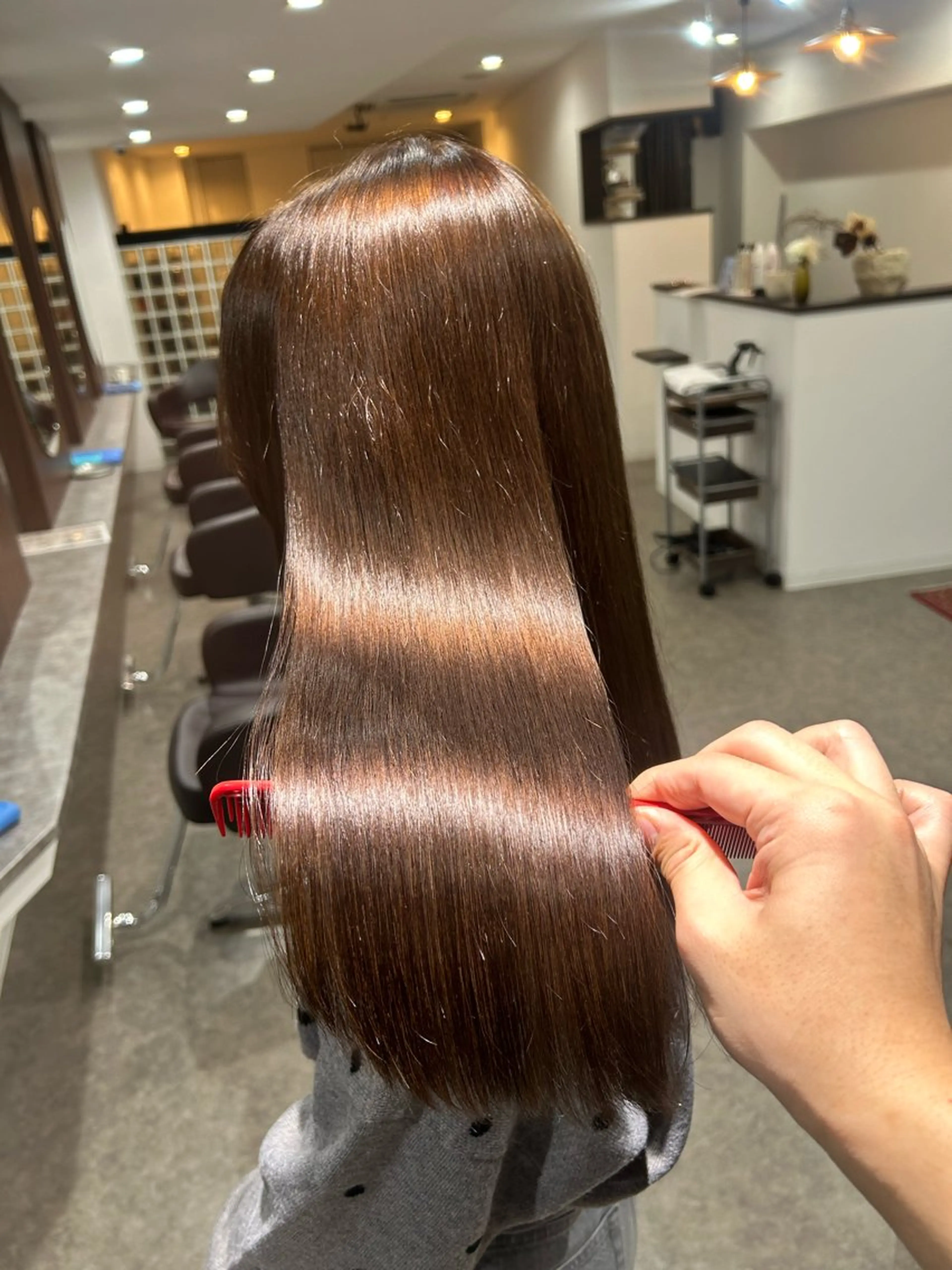 ロング カット 縮毛矯正 トリートメント タナカ レイヤのヘアスタイル