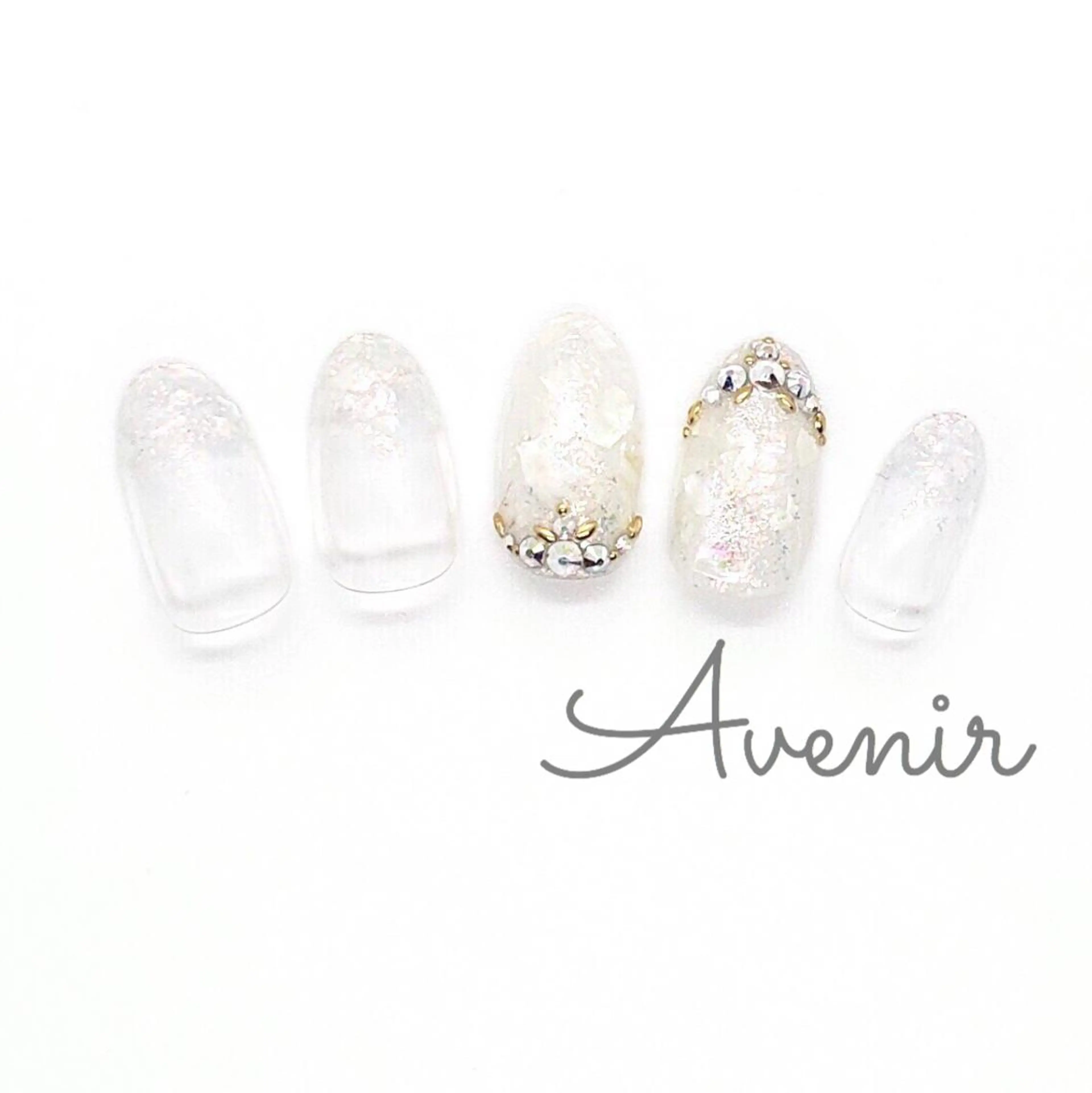 ネイル Avenir 表参道 nail&eye予約のネイルデザイン