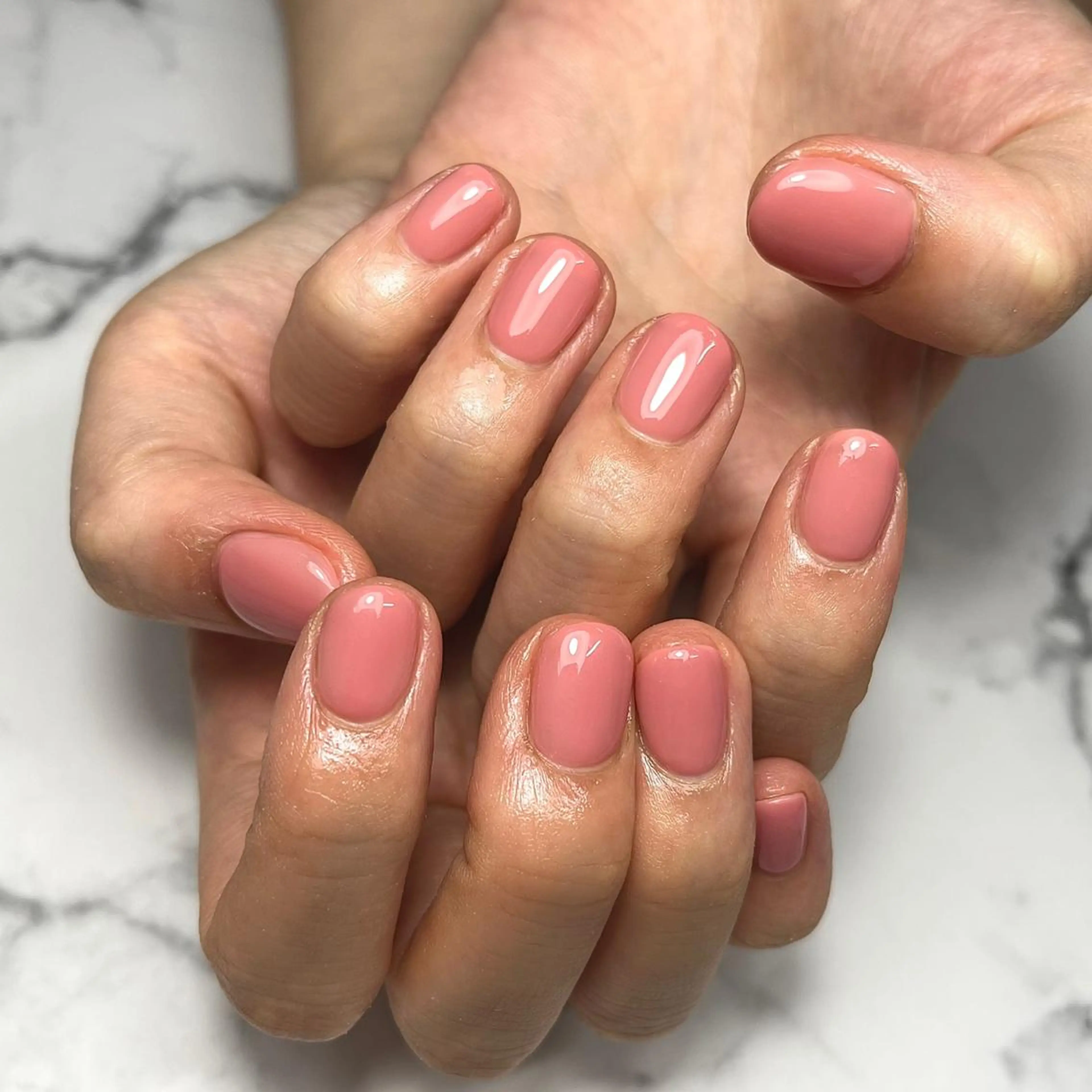 ネイル 持ち込み オフィスネイル ワンカラーネイル ピンク ショートネイル ハンドネイル NAIL NOWのネイルデザイン