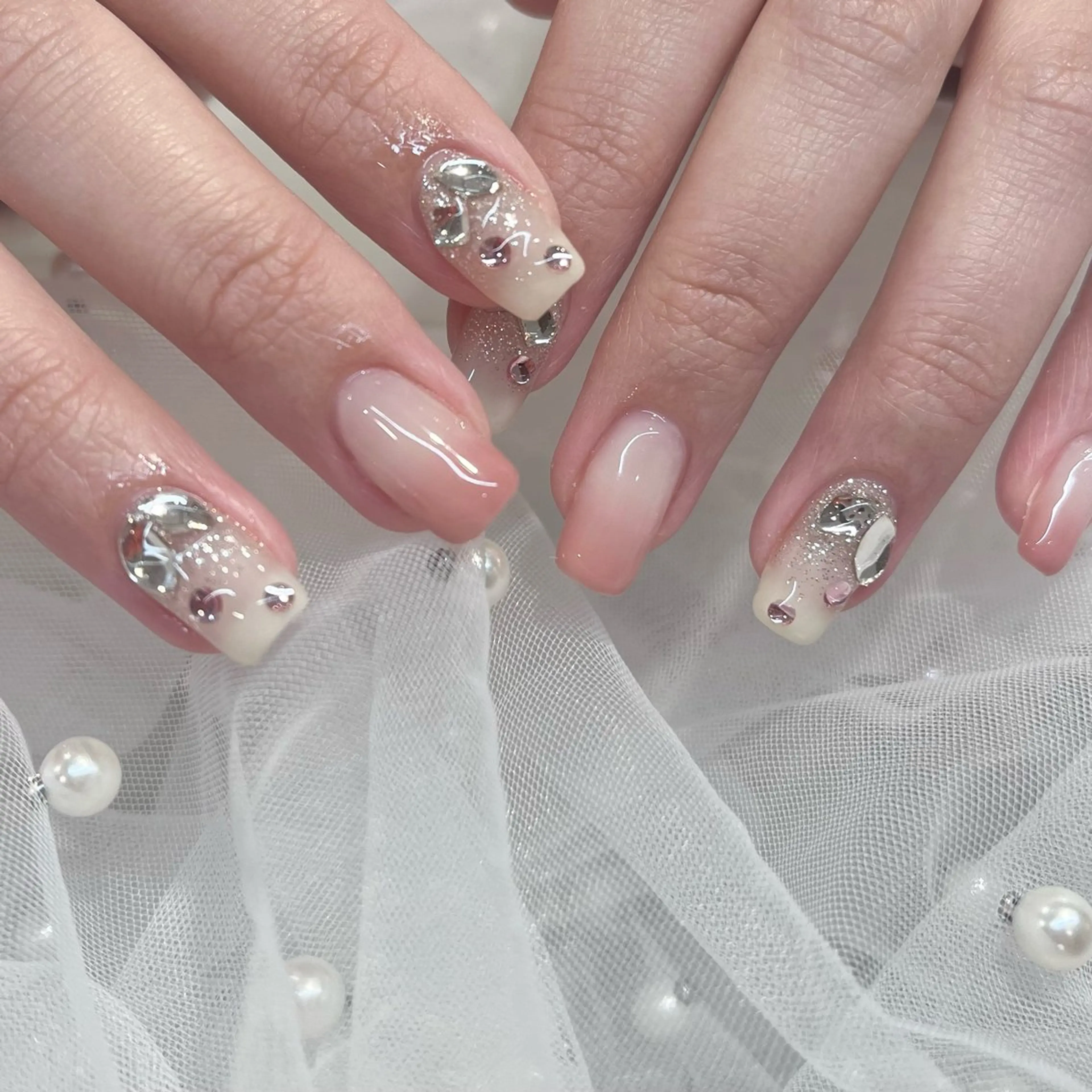 ネイル 内田 里穂のネイルデザイン