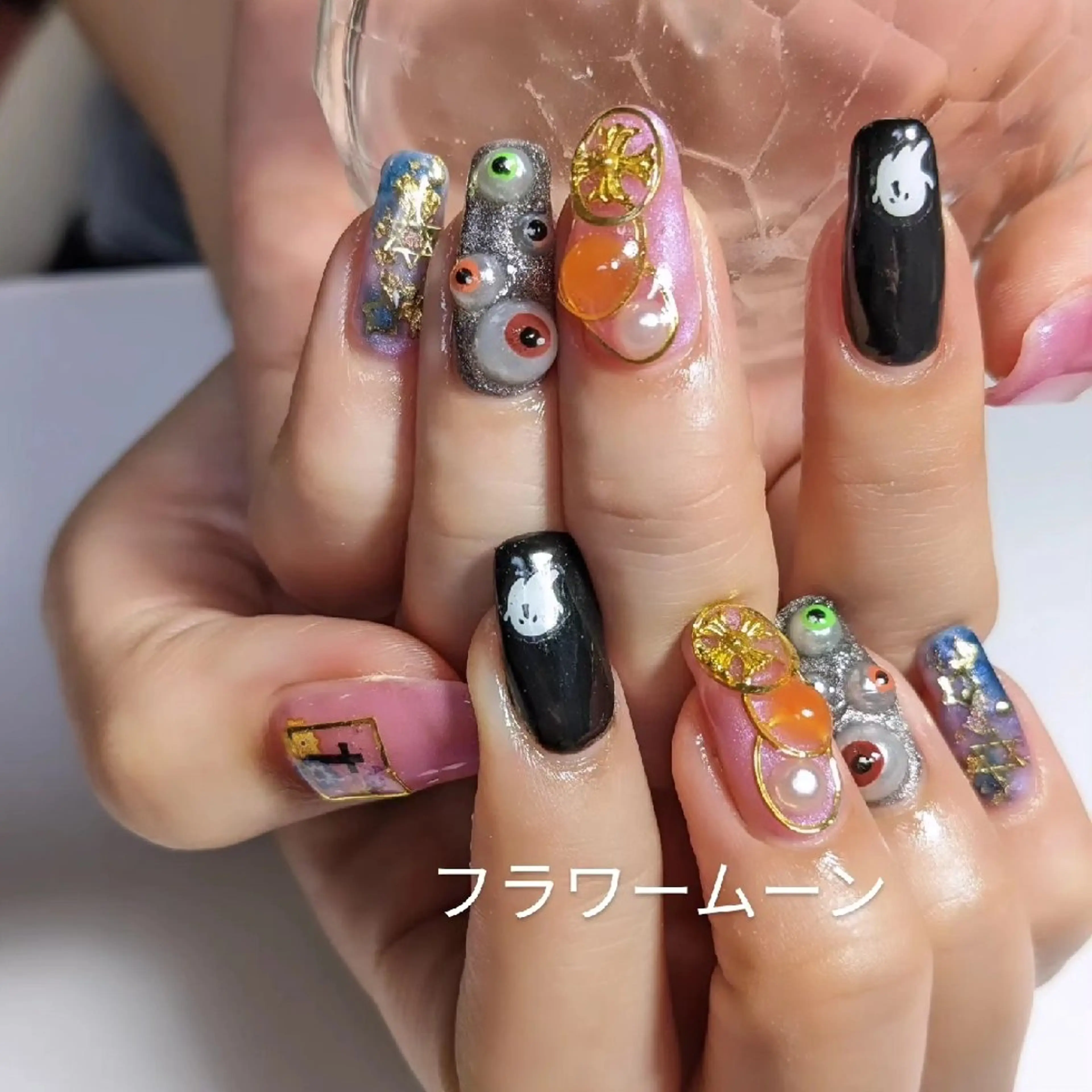 ネイル ハロウィン フラワー ムーンのネイルデザイン