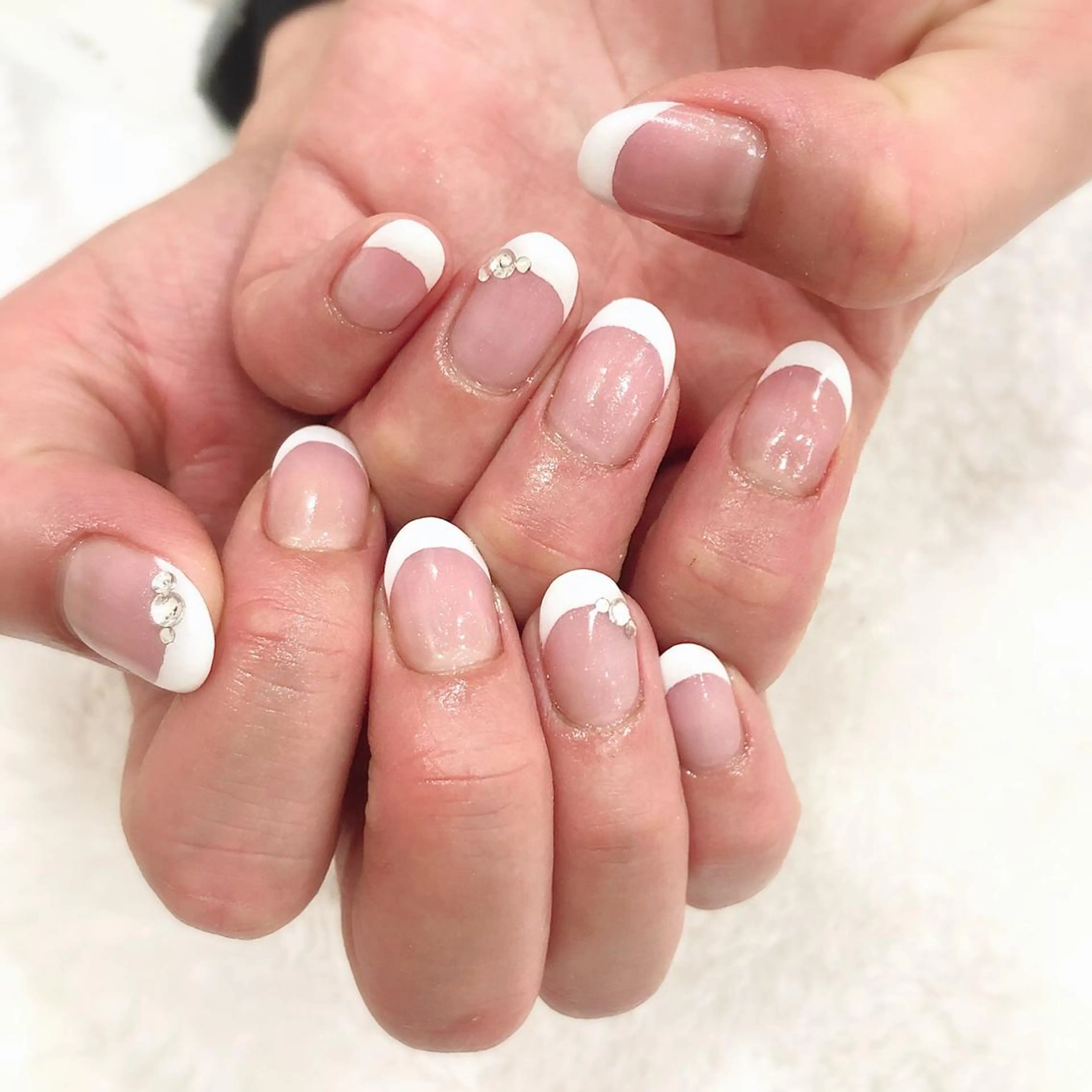 ネイル 長さ出し フットネイル フレンチネイル ジェルネイル ミラーネイル ハンドネイル nail salon Regaosのネイルデザイン