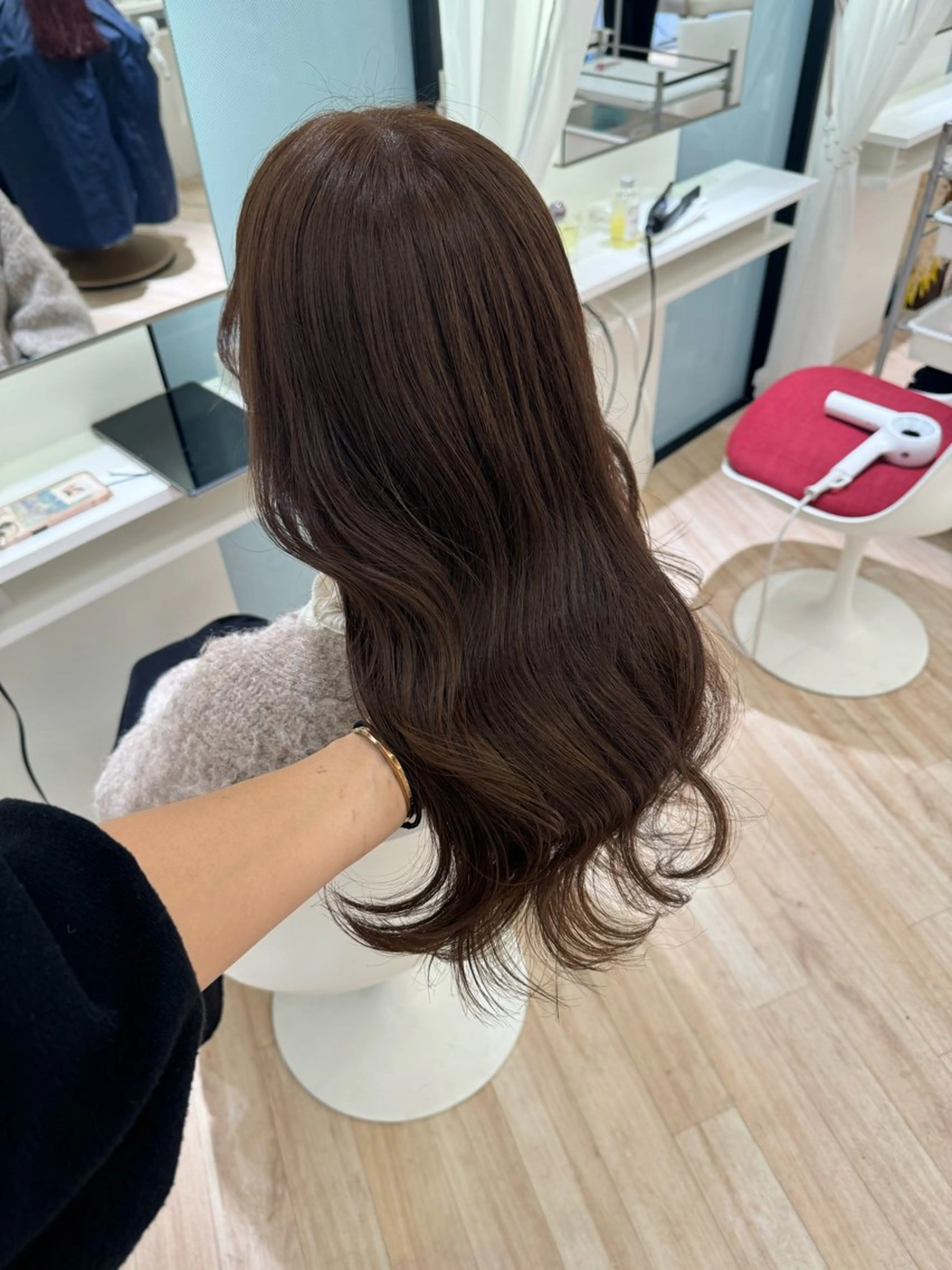 ロング カラー ParveMix 岡本えりかのヘアスタイル