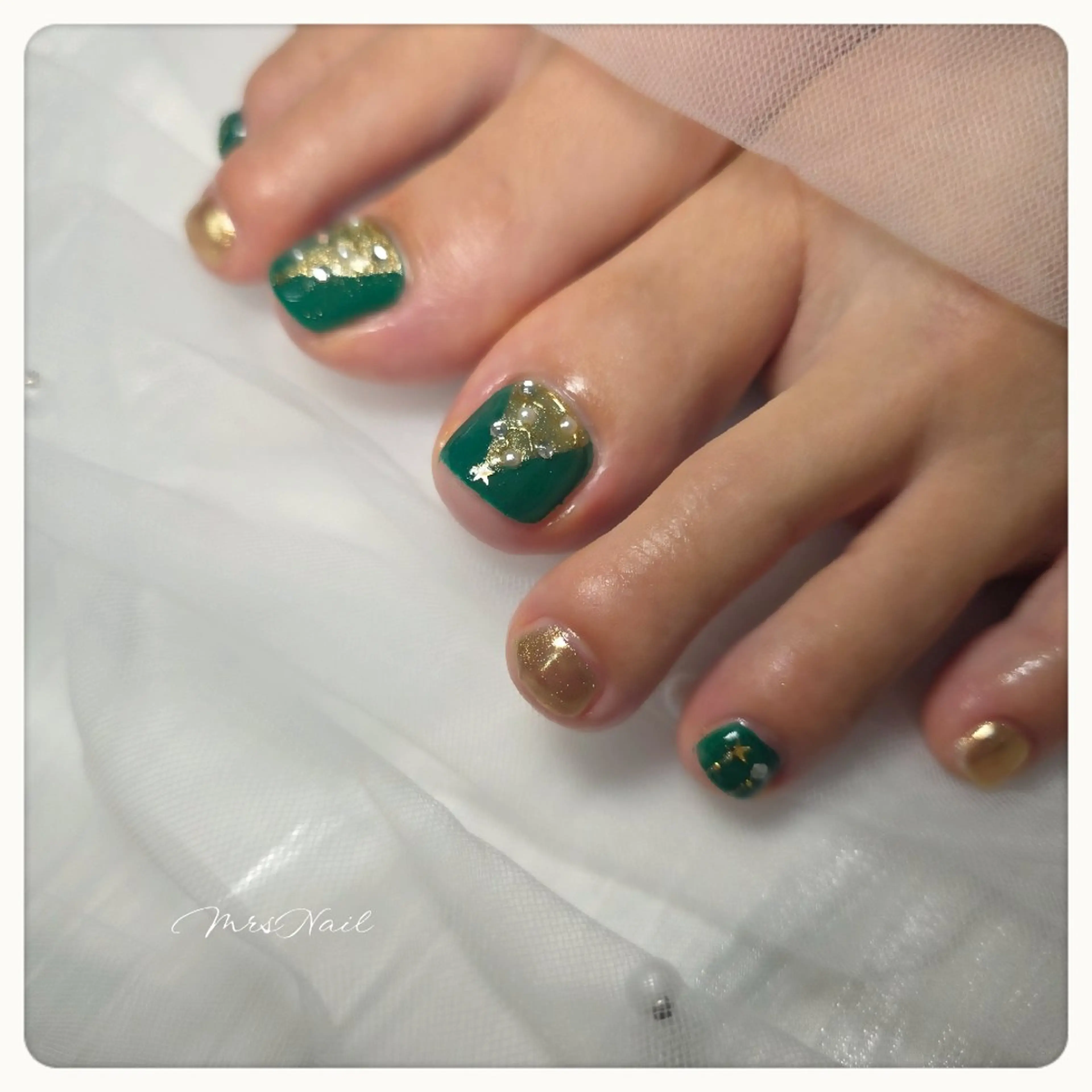 ネイル Mrs Nailのマツエク・マツパデザイン