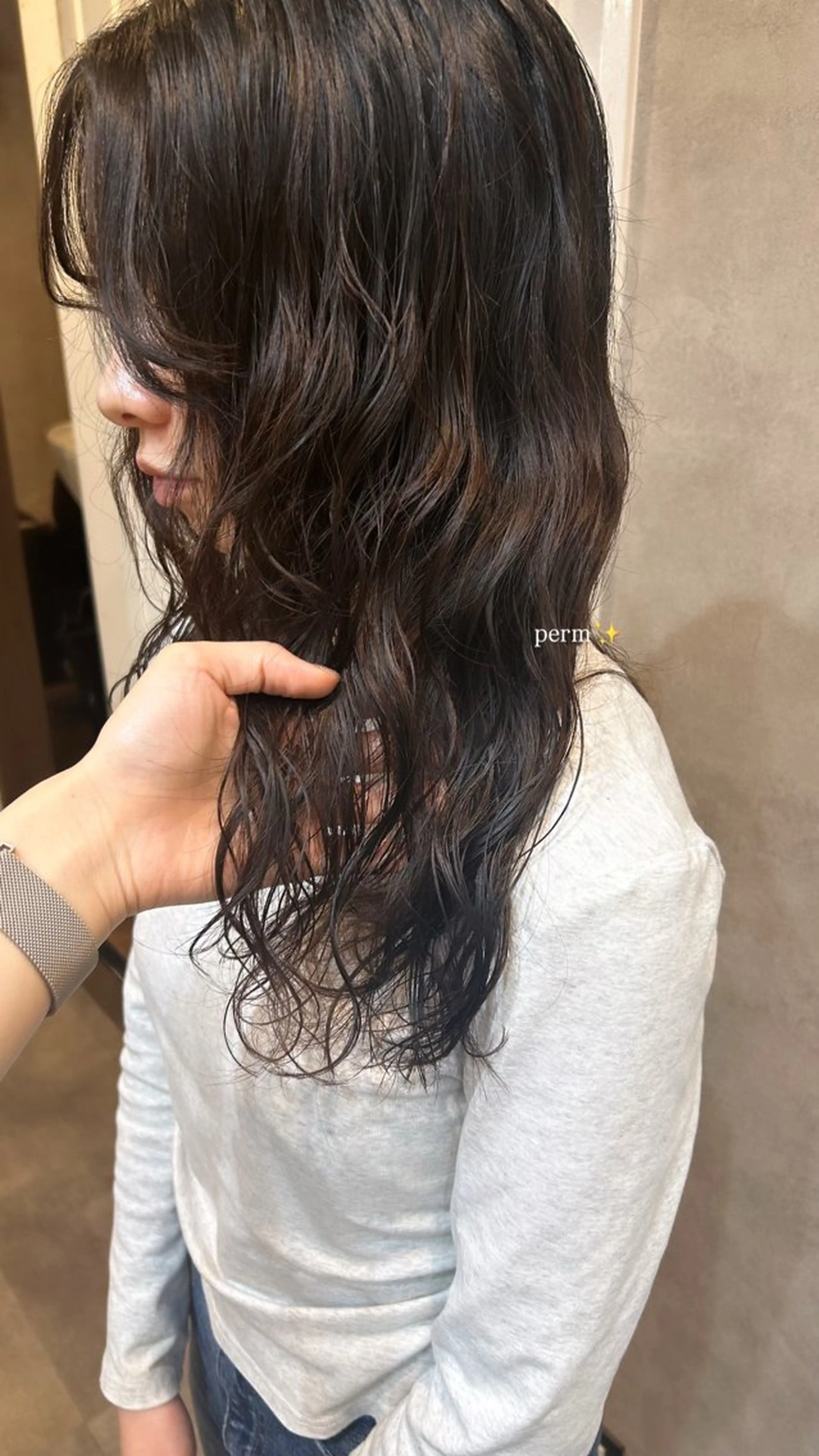 ロング パーマ カット パーマ silk🕯 hikaruのヘアスタイル