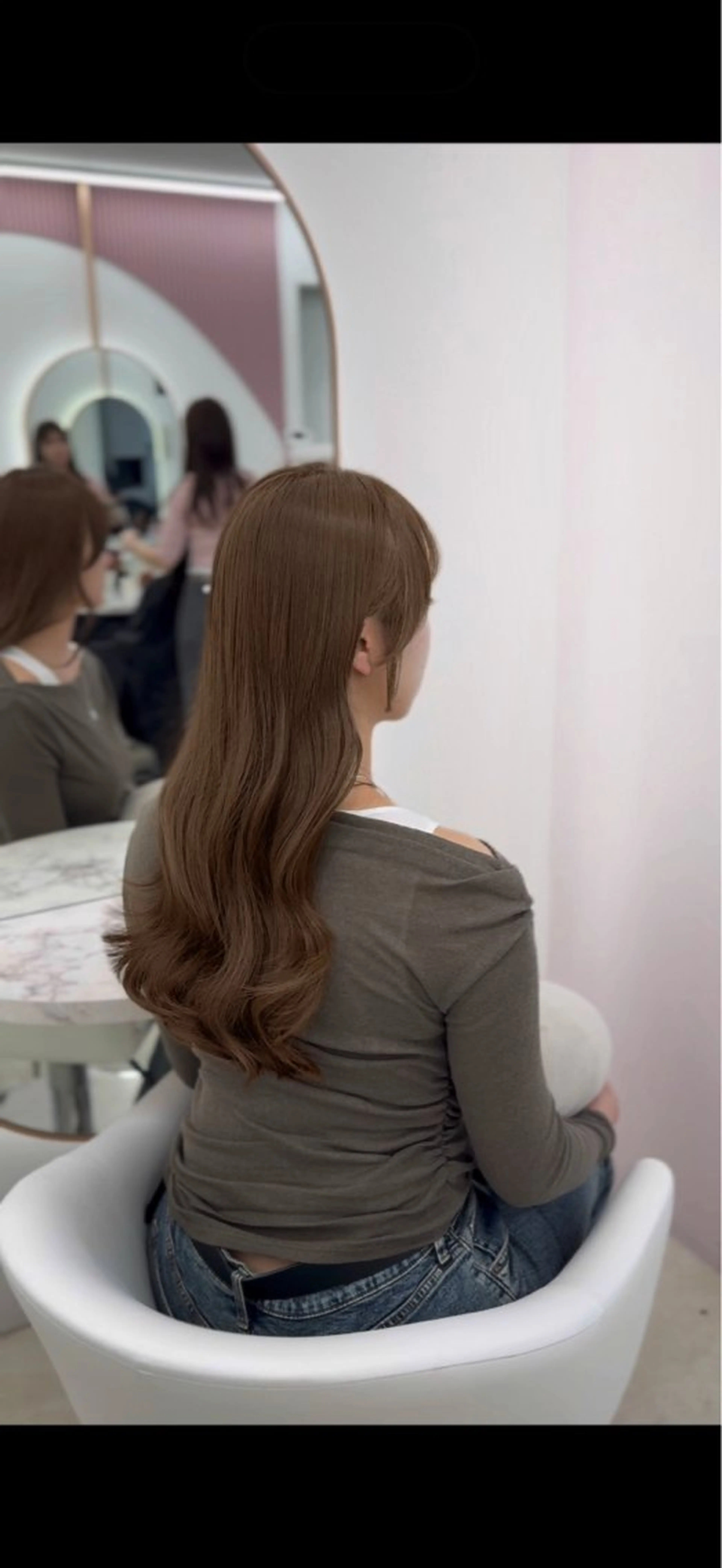 ロング miyuu / ioe  茶屋町のヘアスタイル