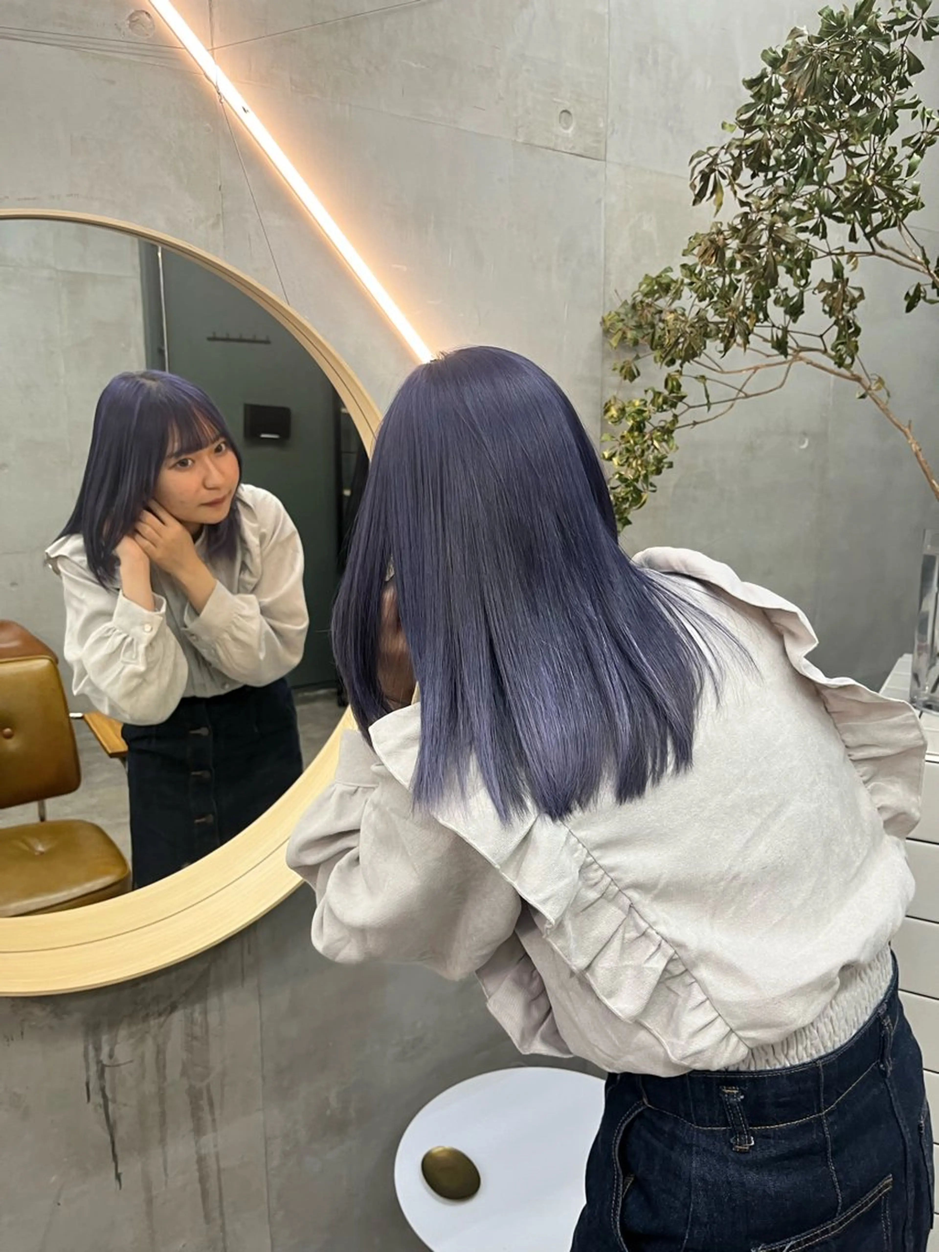 セミロング ヘアカラー 🤎𝐌𝐚𝐨⌇ お悩み解決美容師🤎のヘアスタイル