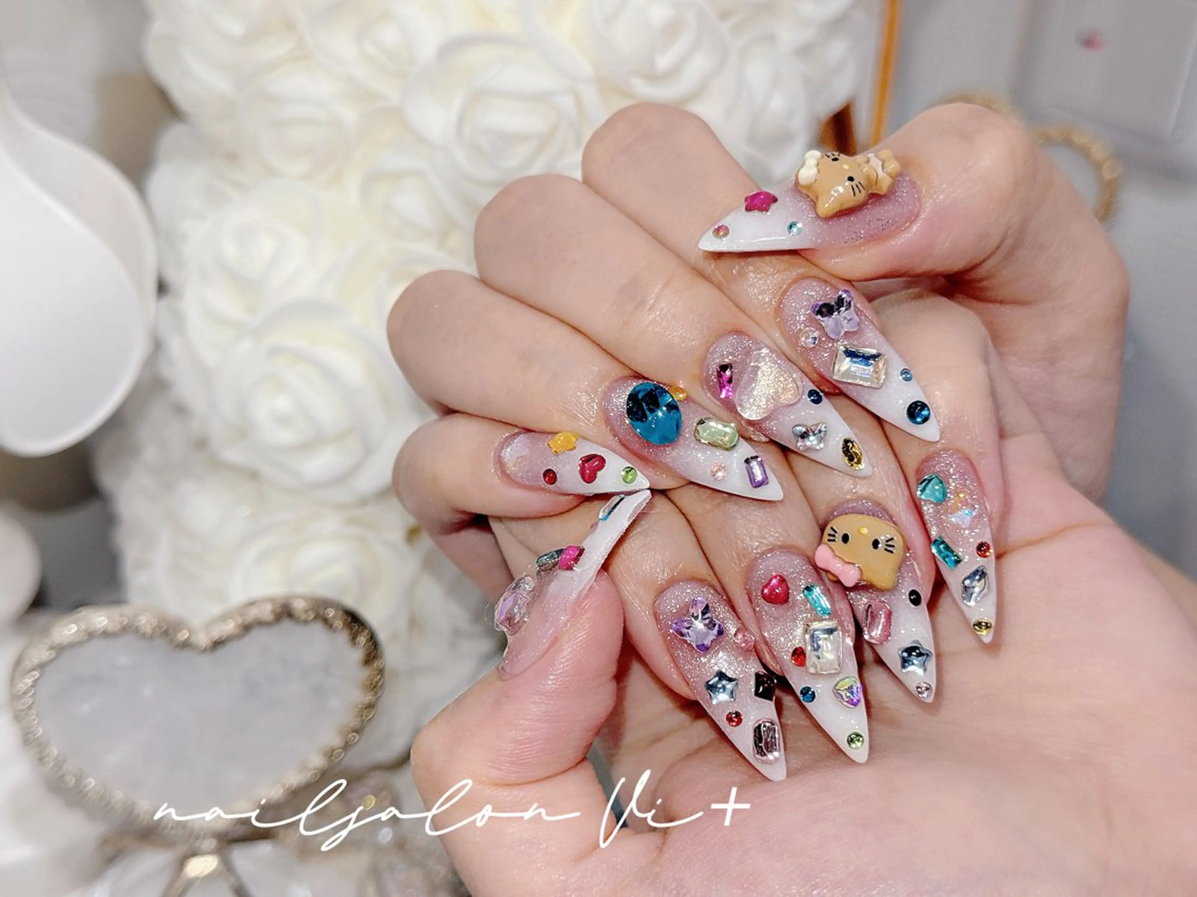 ネイル ハンドネイル ✨Nailsalon Vi+✨のネイルデザイン