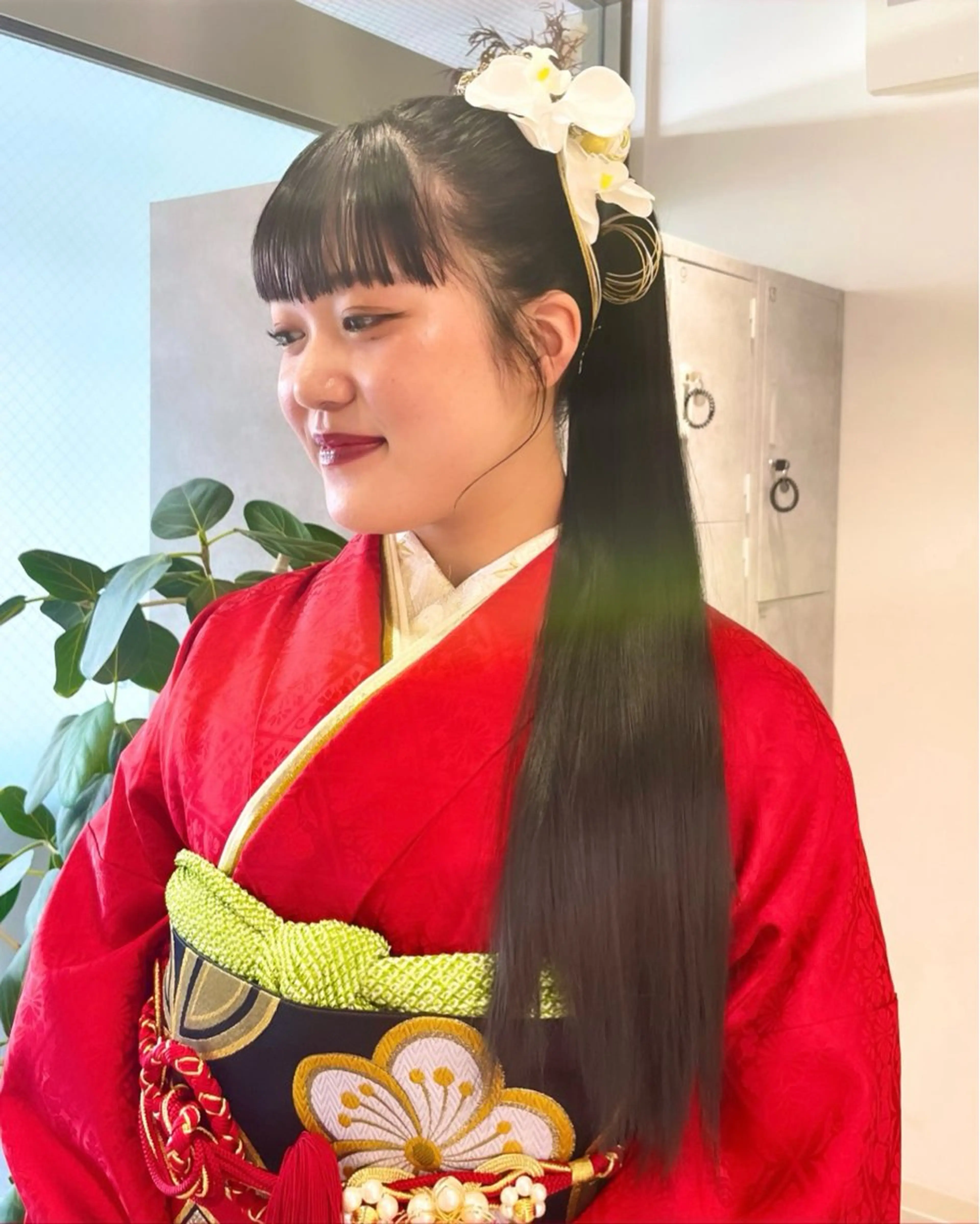 ロング ダブルカラー,透け カラーHINARIのヘアスタイル