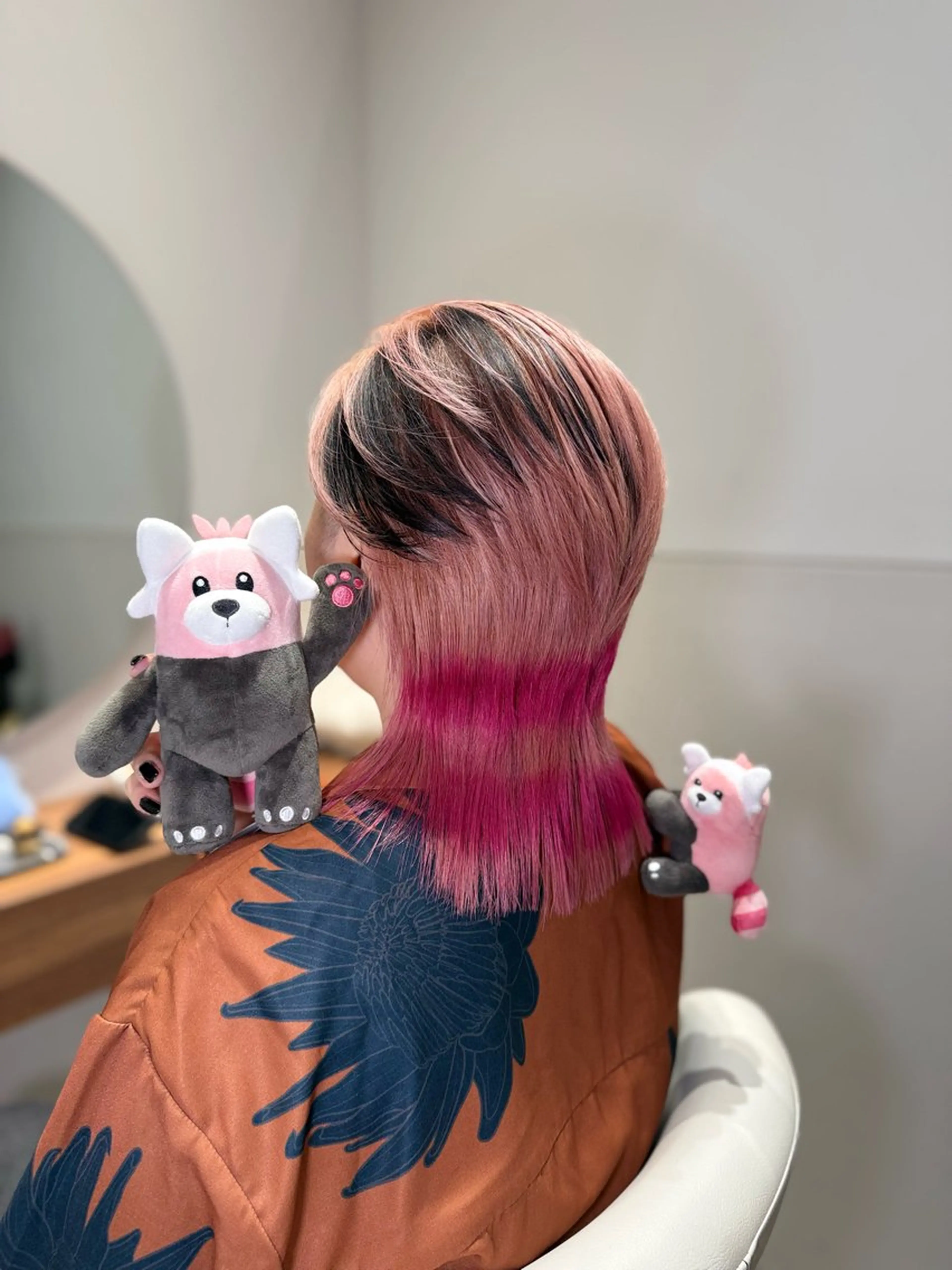 ミディアム カラー ヘアカラー トリートメント オタク特化美容師💟 チバコナツのヘアスタイル