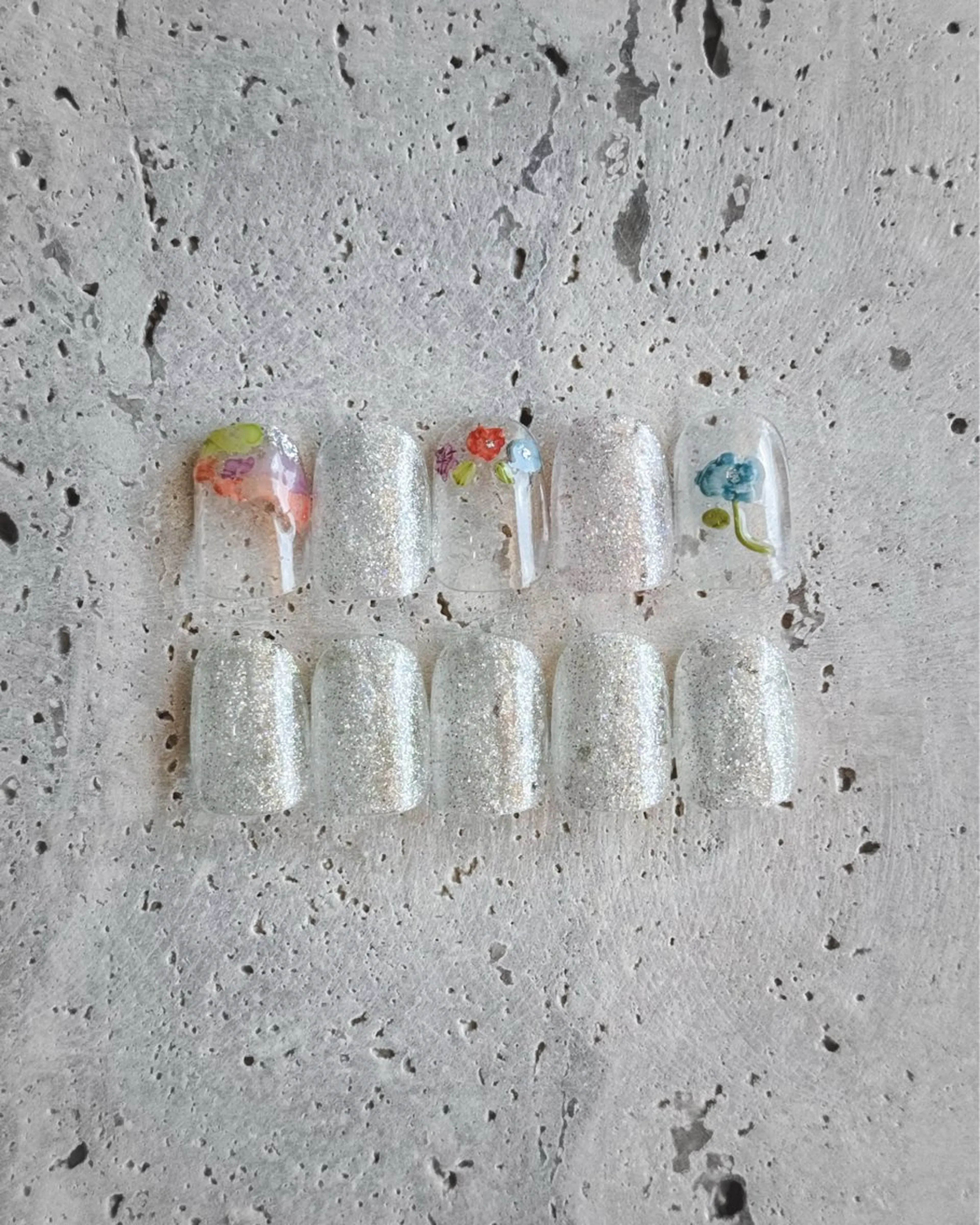 ネイル ニュアンスネイル 手描きアート🎨 tama|竹ノ塚のネイルデザイン