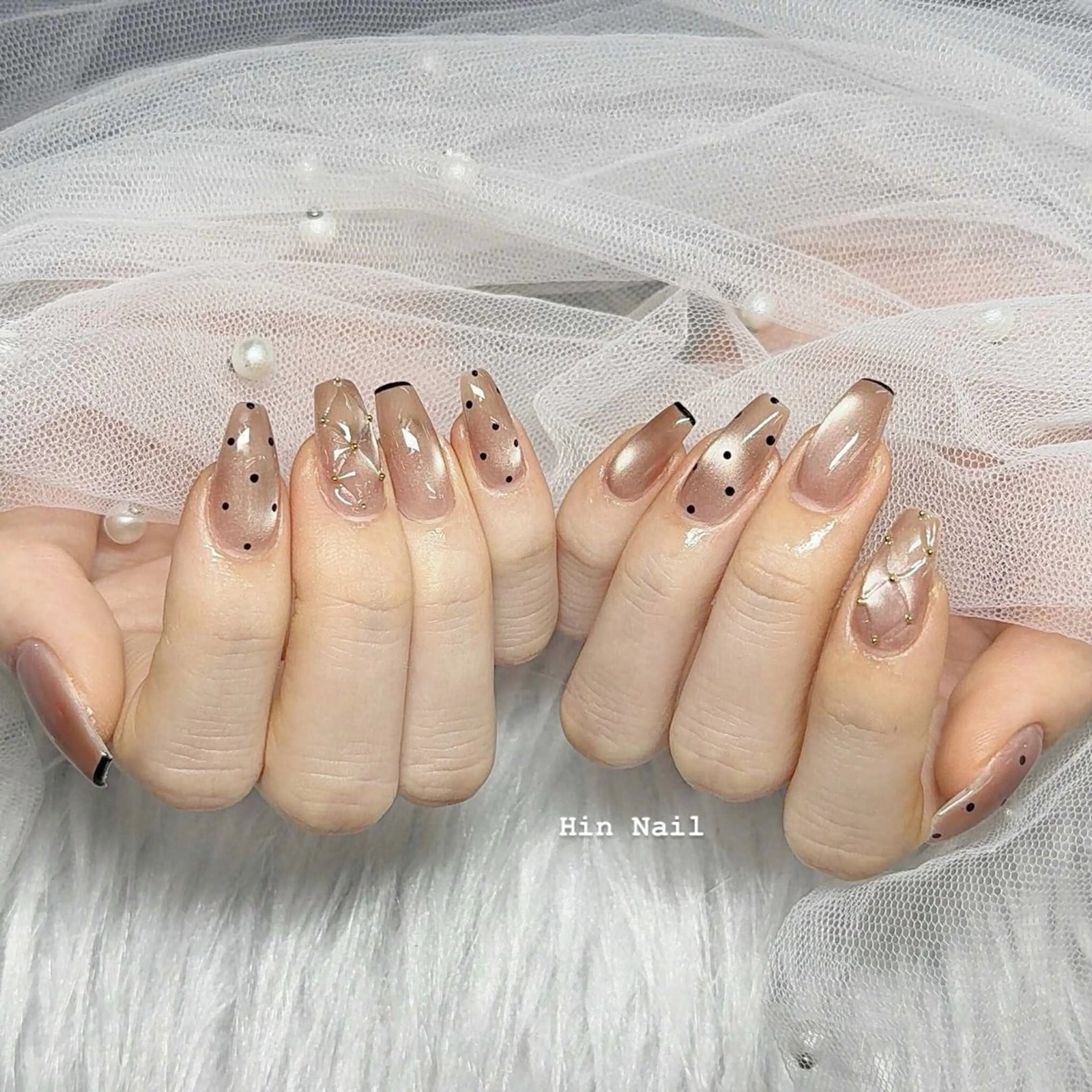 ネイル ハンドネイル Hin Nailsのネイルデザイン