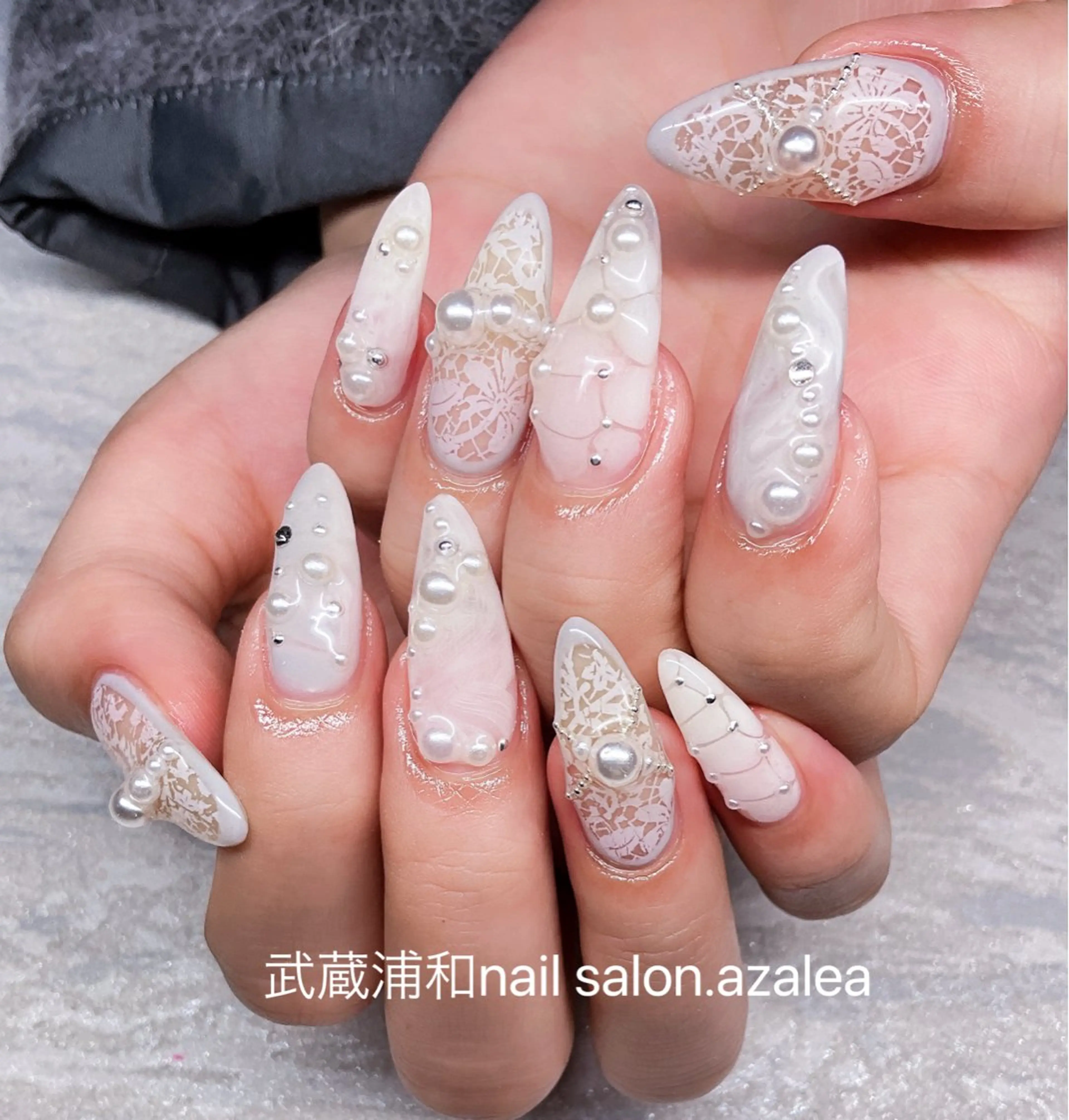 ネイル ハンドネイル R inのネイルデザイン