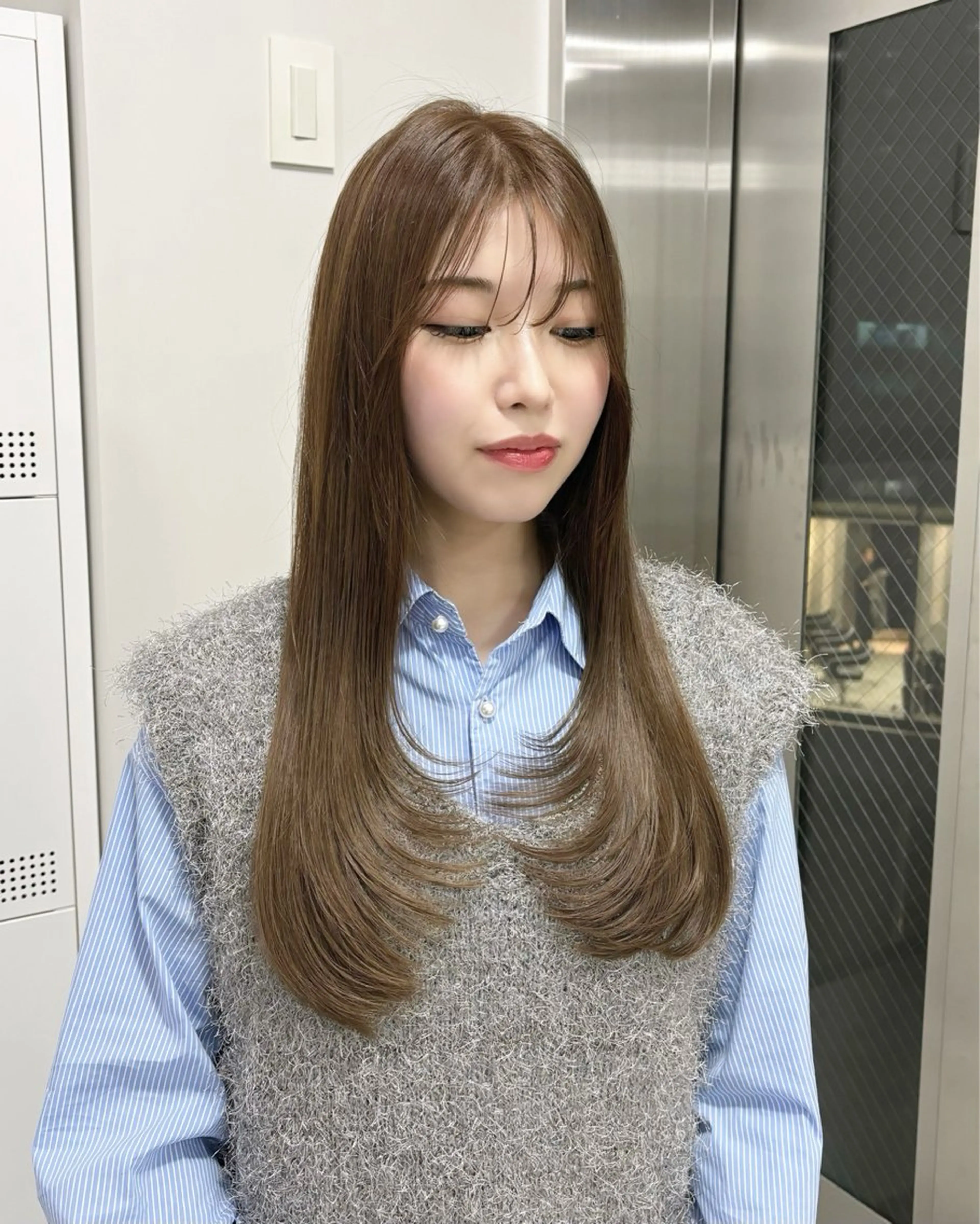 ロング パーマ 顔周りカット レイヤーカット 縮毛矯正 カット 縮毛矯正 Beleza Era所属・韓国レイヤー/ 縮毛矯正🎀minaのヘアスタイル