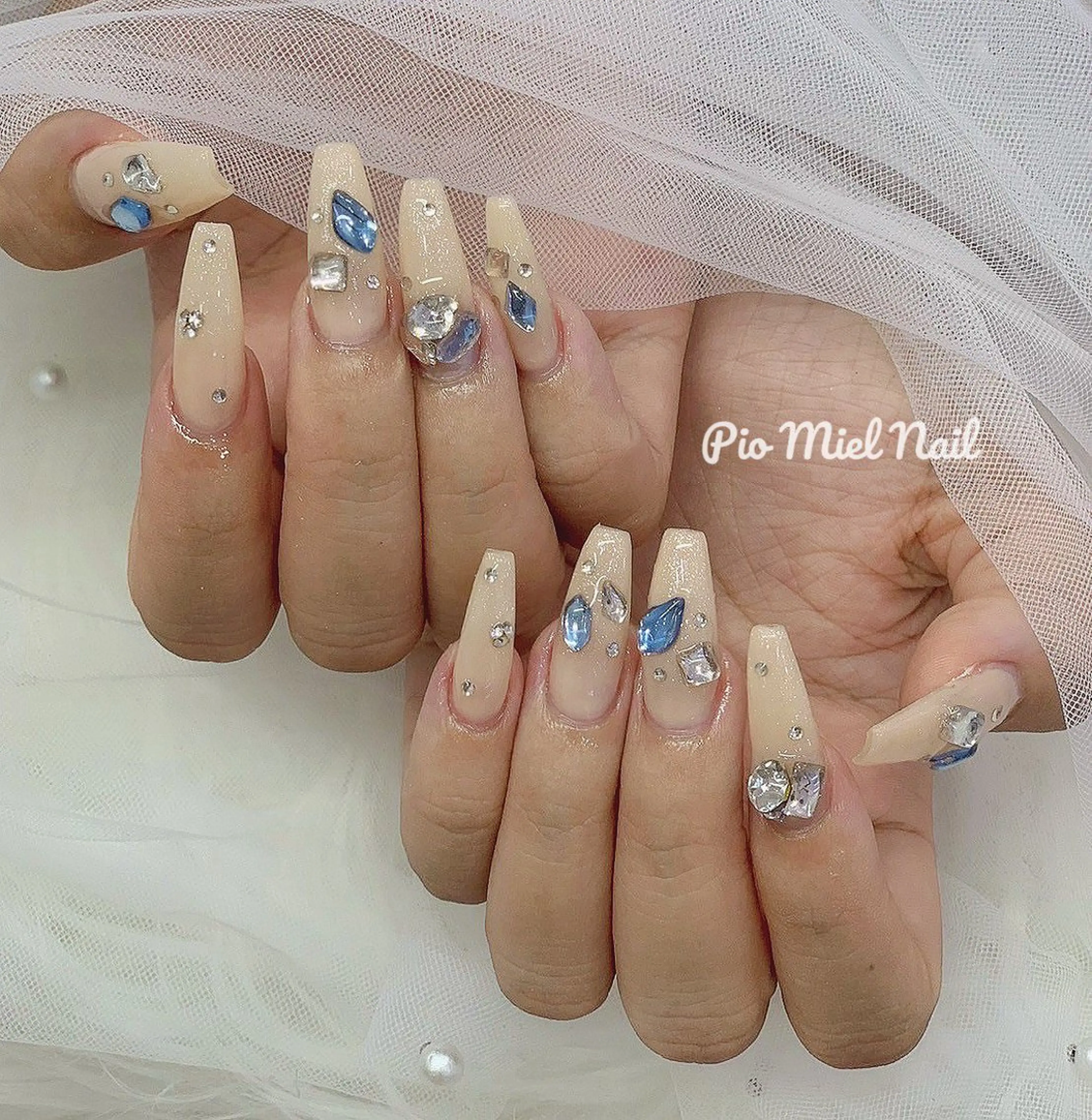 ネイル ブルー クリアネイル ジェルネイル パラジェル スカルプネイル ハンドネイル HANA 長さだしのネイルデザイン