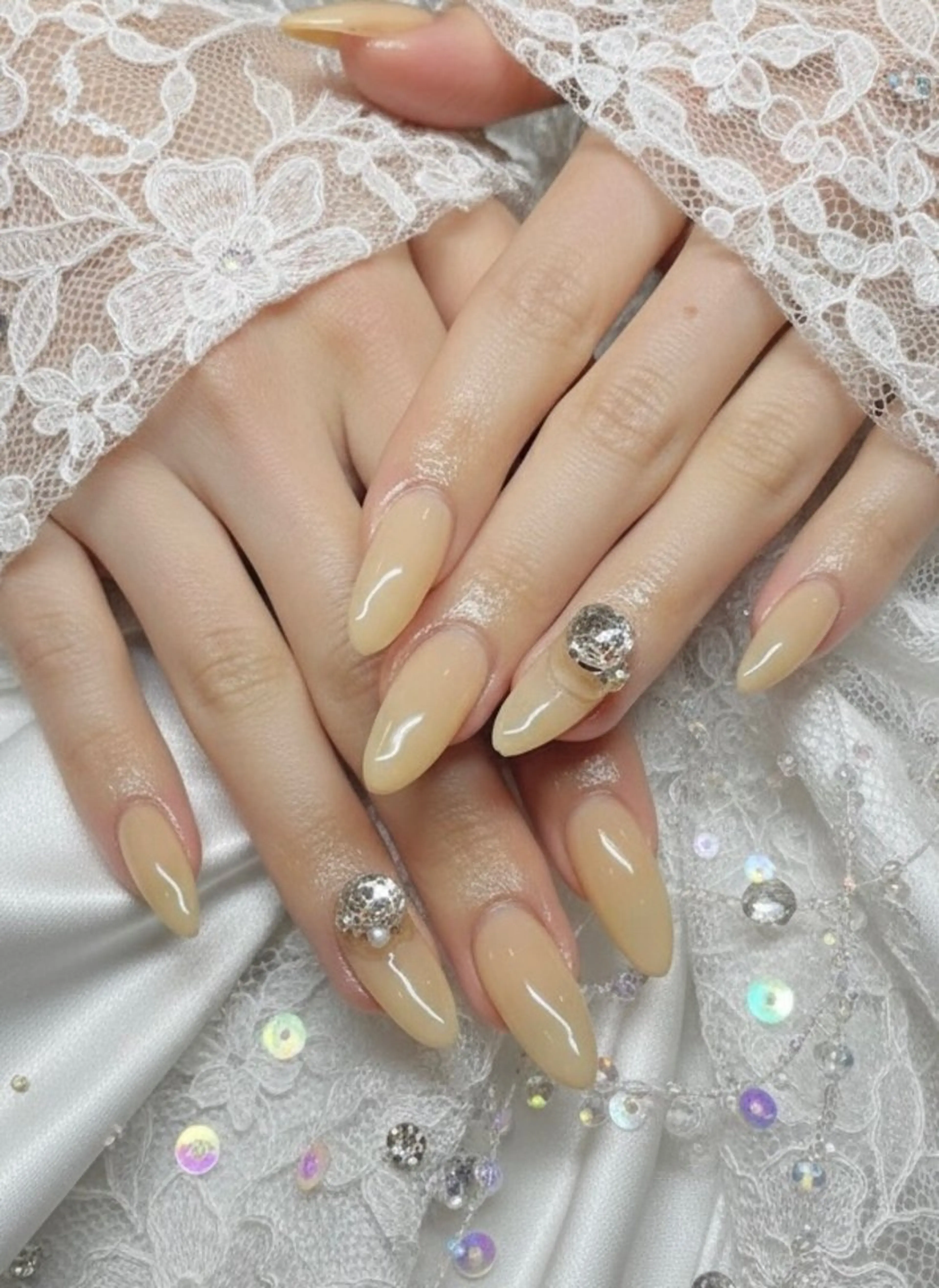 ネイル 赤色 ハンドネイル UNABOMBA (24時間営業)のネイルデザイン