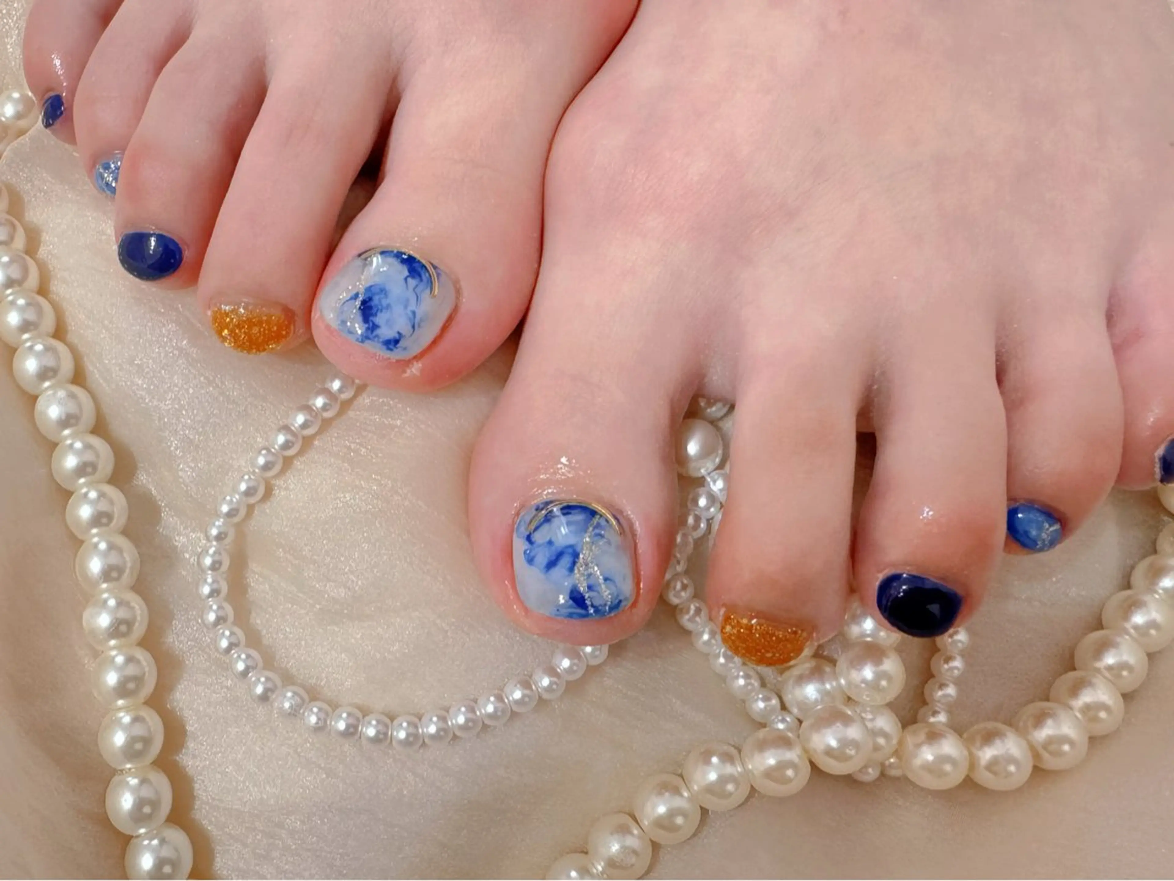 ネイル フットネイル マジックミラー所属・マジック ミラーのネイルデザイン