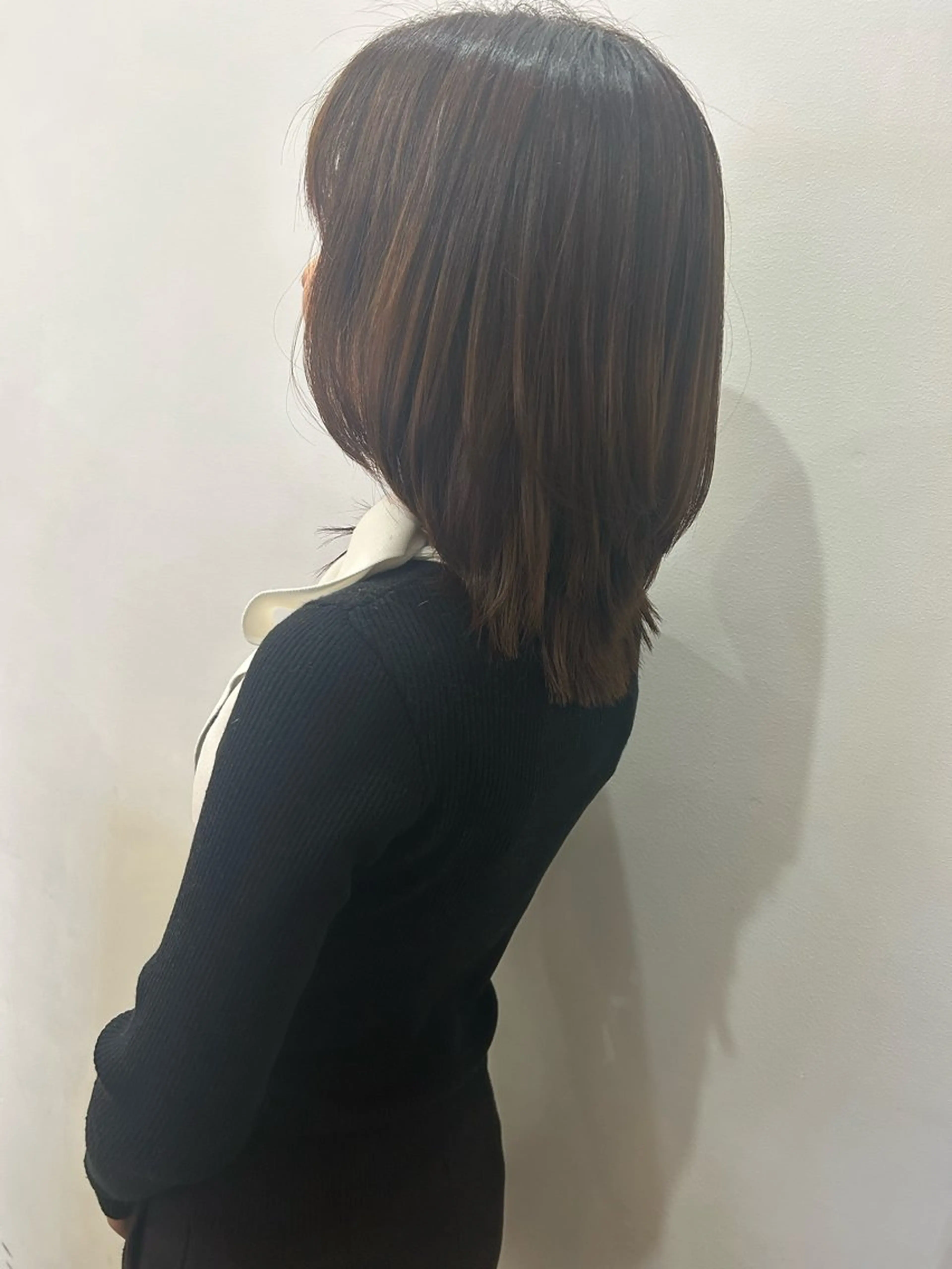 セミロング レイヤーカット 井上 葉月のヘアスタイル