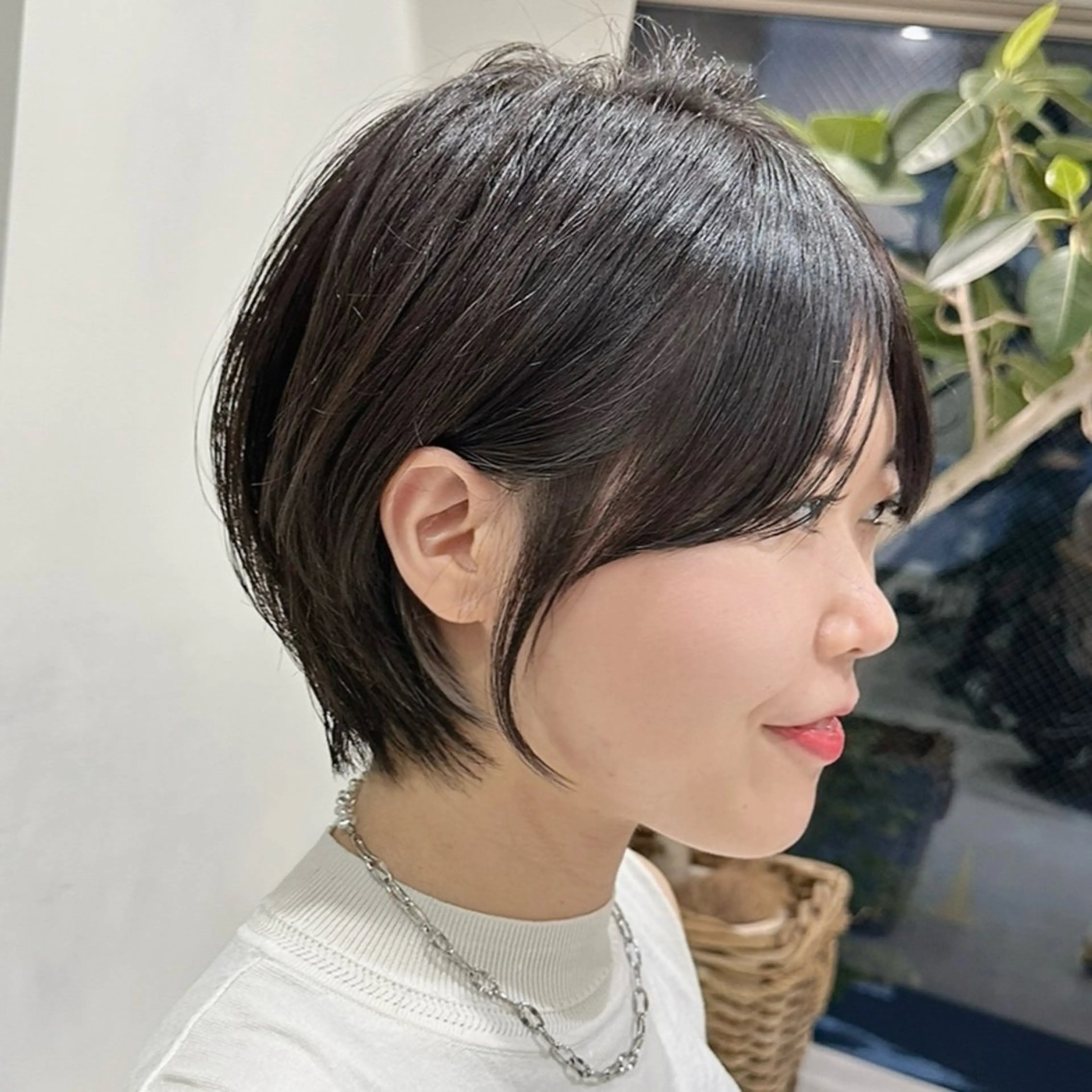 ショート カット ヘアカラー ショート特化✨ 津々美のヘアスタイル