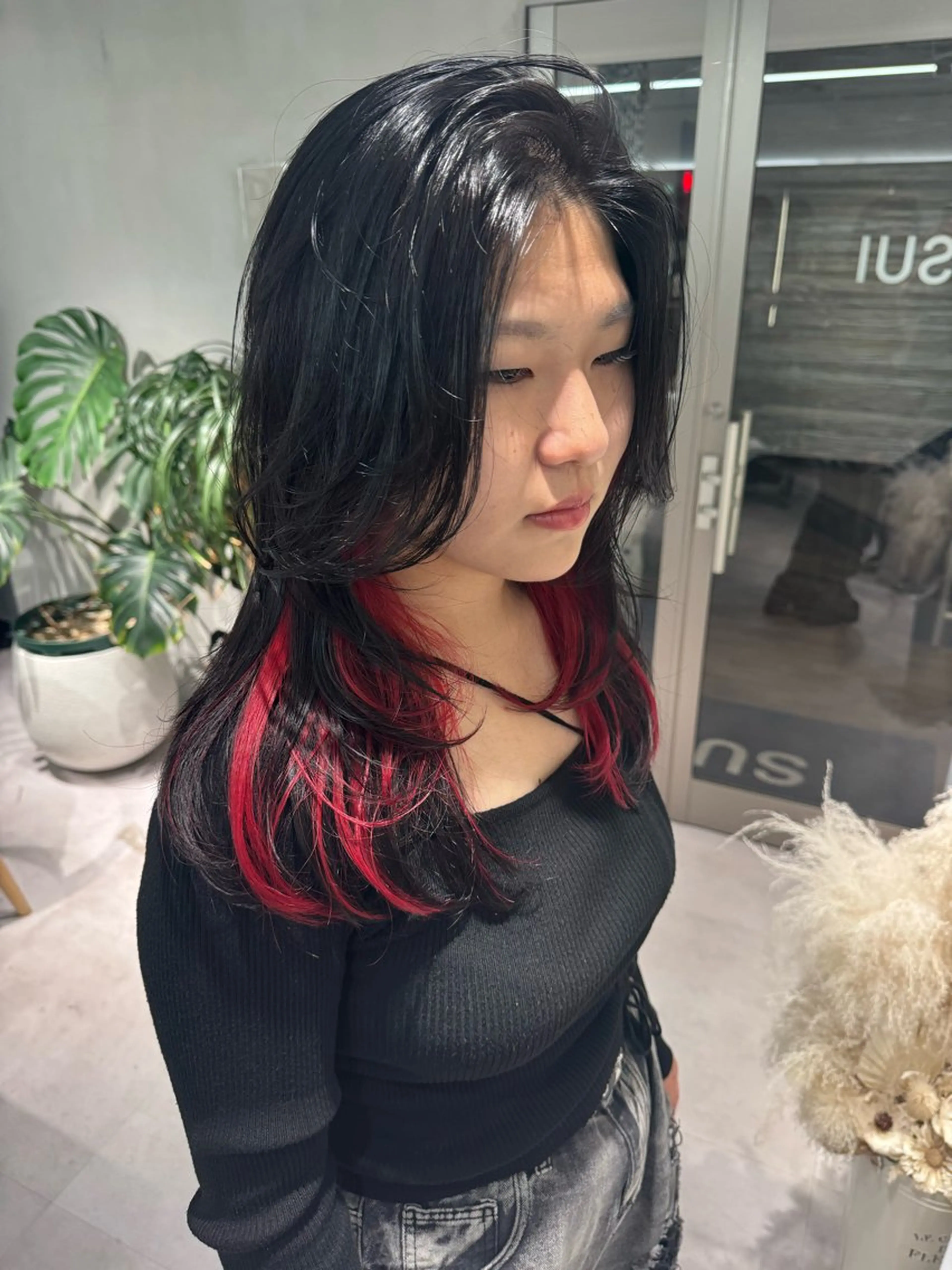 セミロング カット ヘアカラー パーマ 縮毛矯正 トリートメント エクステ ヘッドスパ 🔱SUI🔱 NAOKIのヘアスタイル