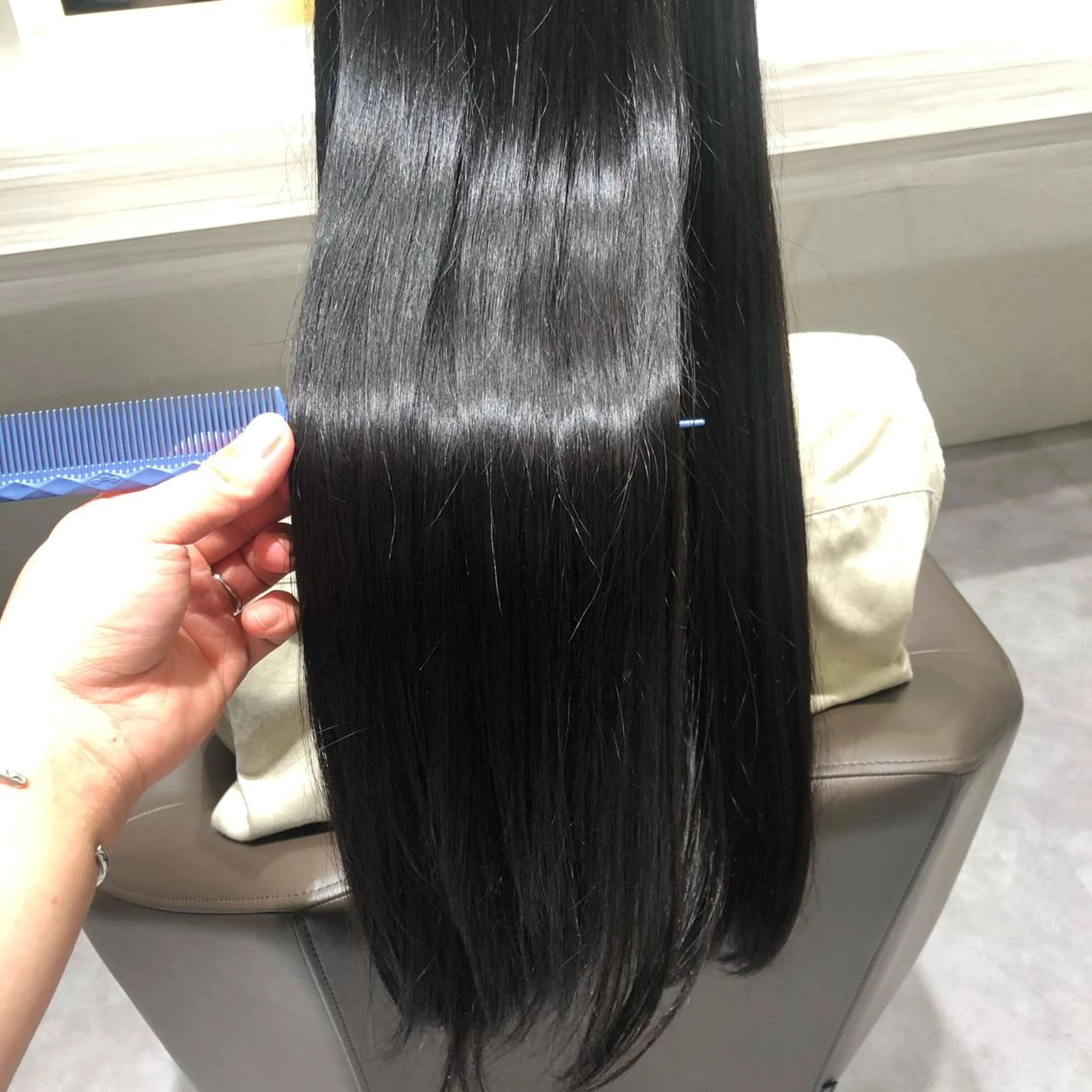 ロング ムトウセイマ/ 縮毛矯正/ブリーチのヘアスタイル