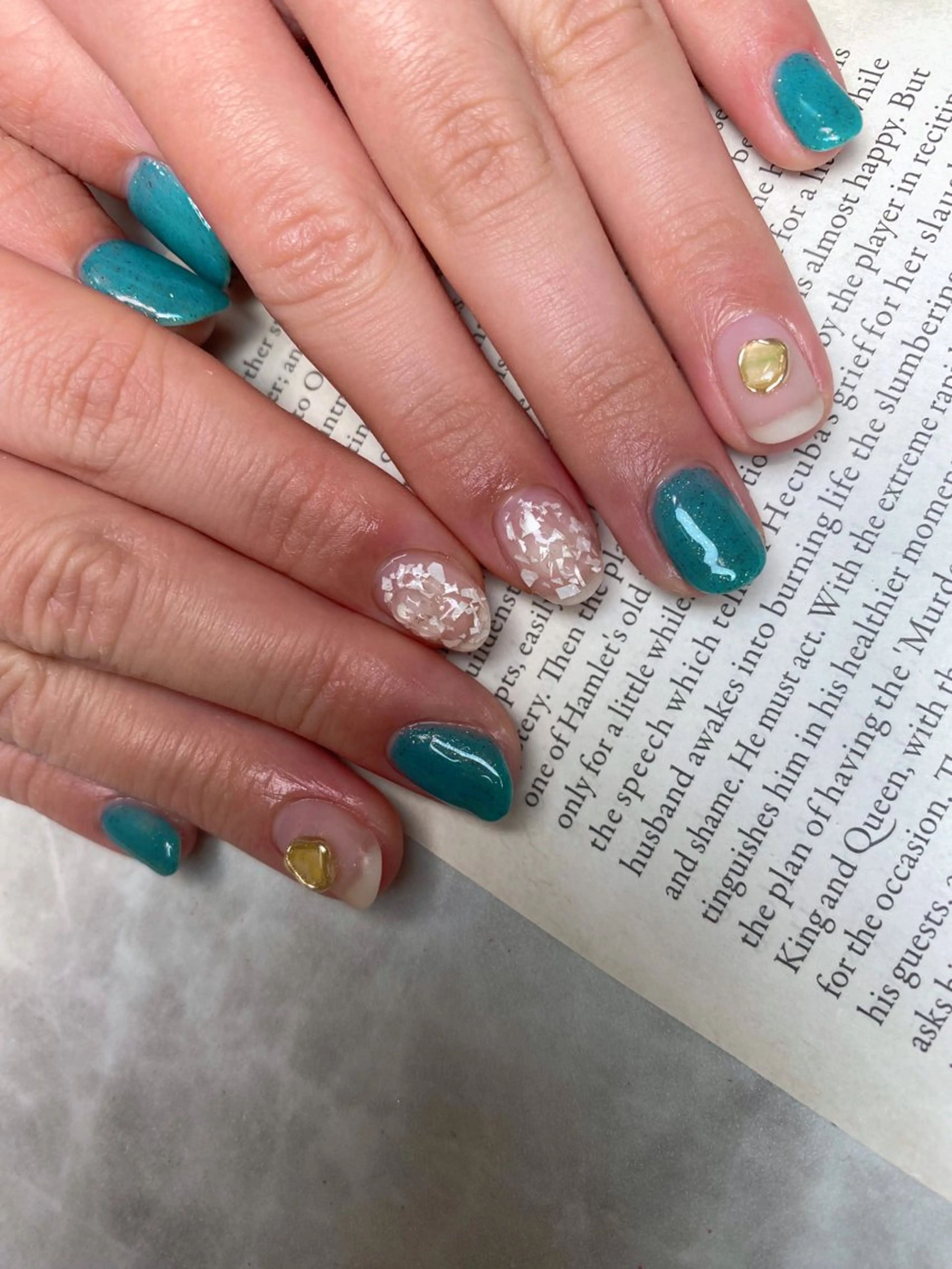 ネイル ハンドネイル 🌿Charme🌿 MAIのネイルデザイン