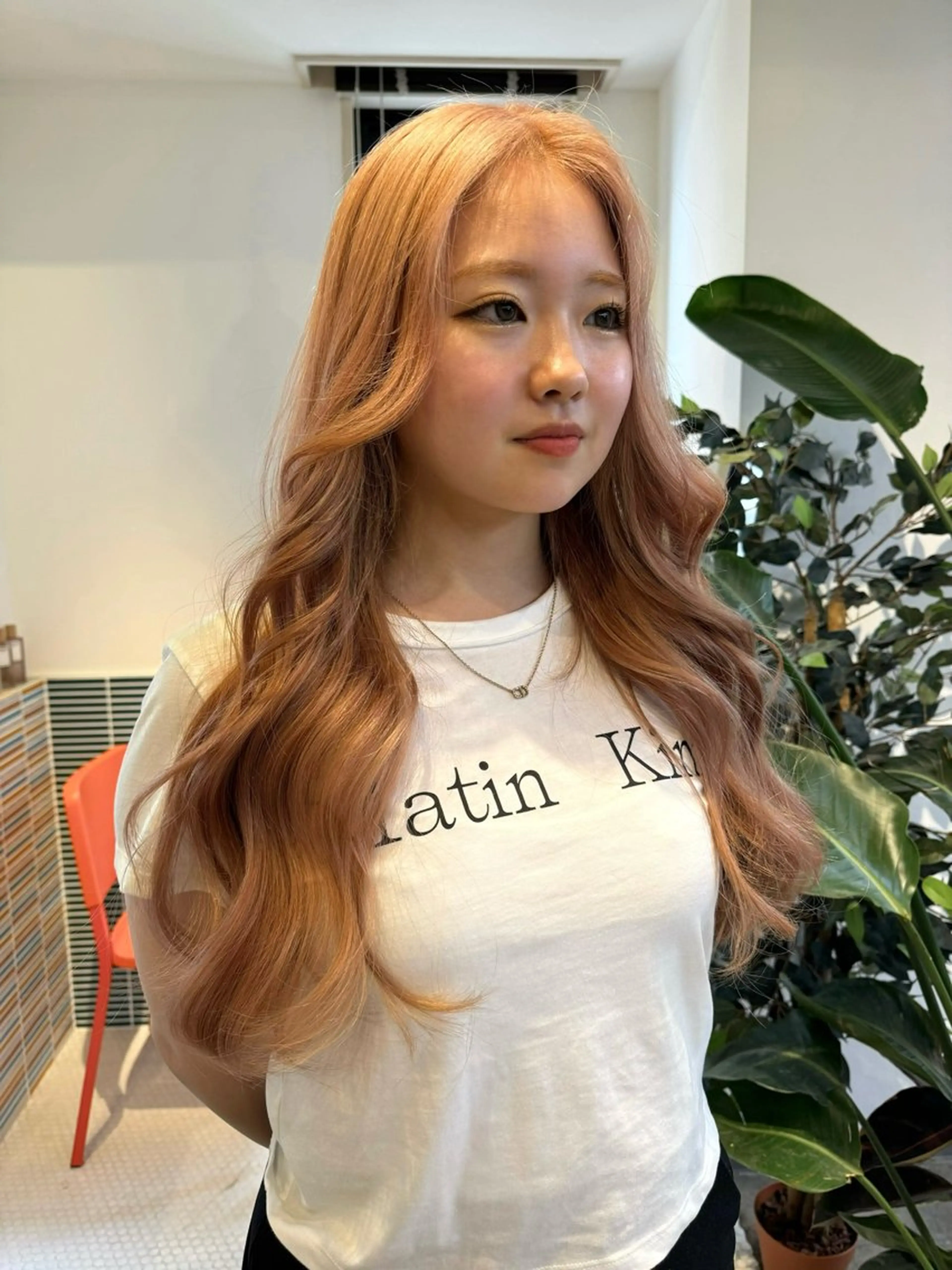 ロング カラー ブリーチ カット ヘアカラー トリートメント 🩷ハイトーン透明感 レイヤー🩷ユリカのヘアスタイル