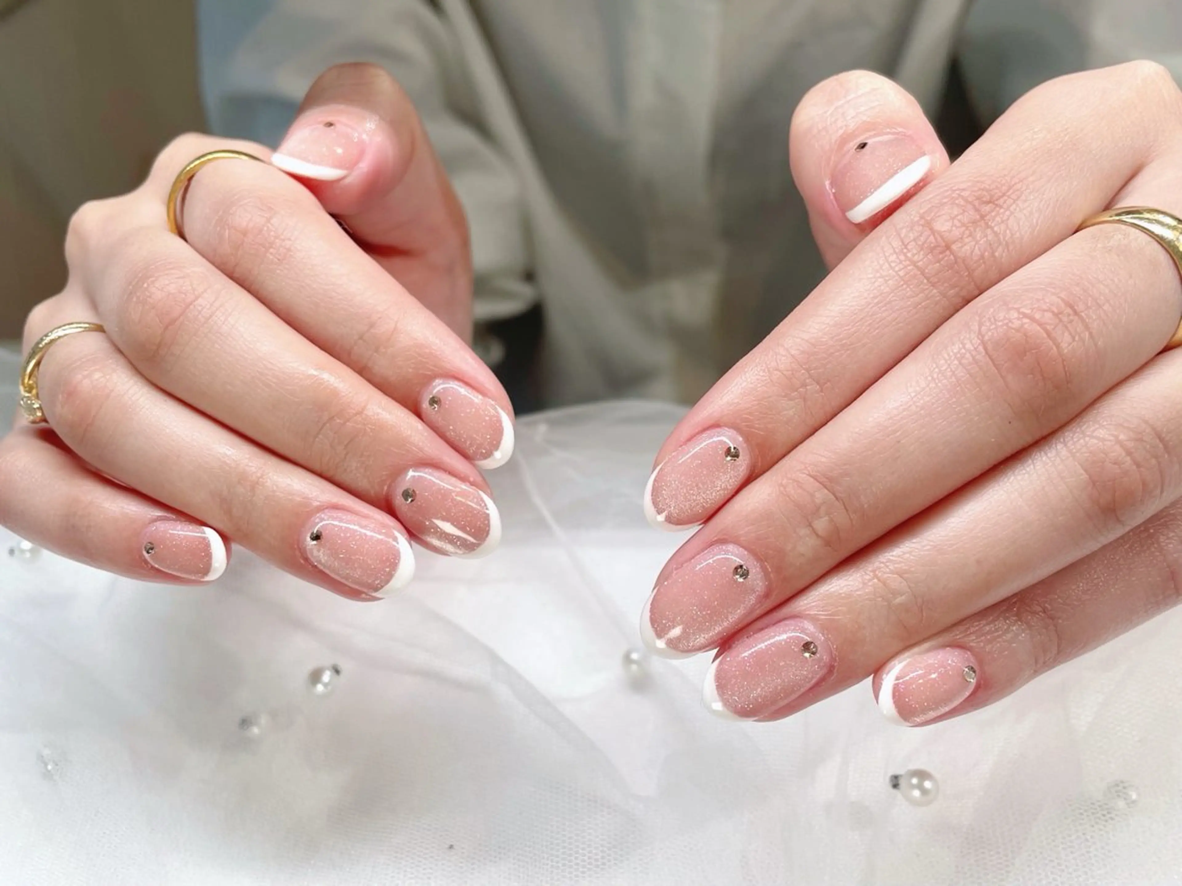 ネイル フレンチネイル ピンク ストーンネイル ハンドネイル 【新宿】Nail Yamazakiのネイルデザイン