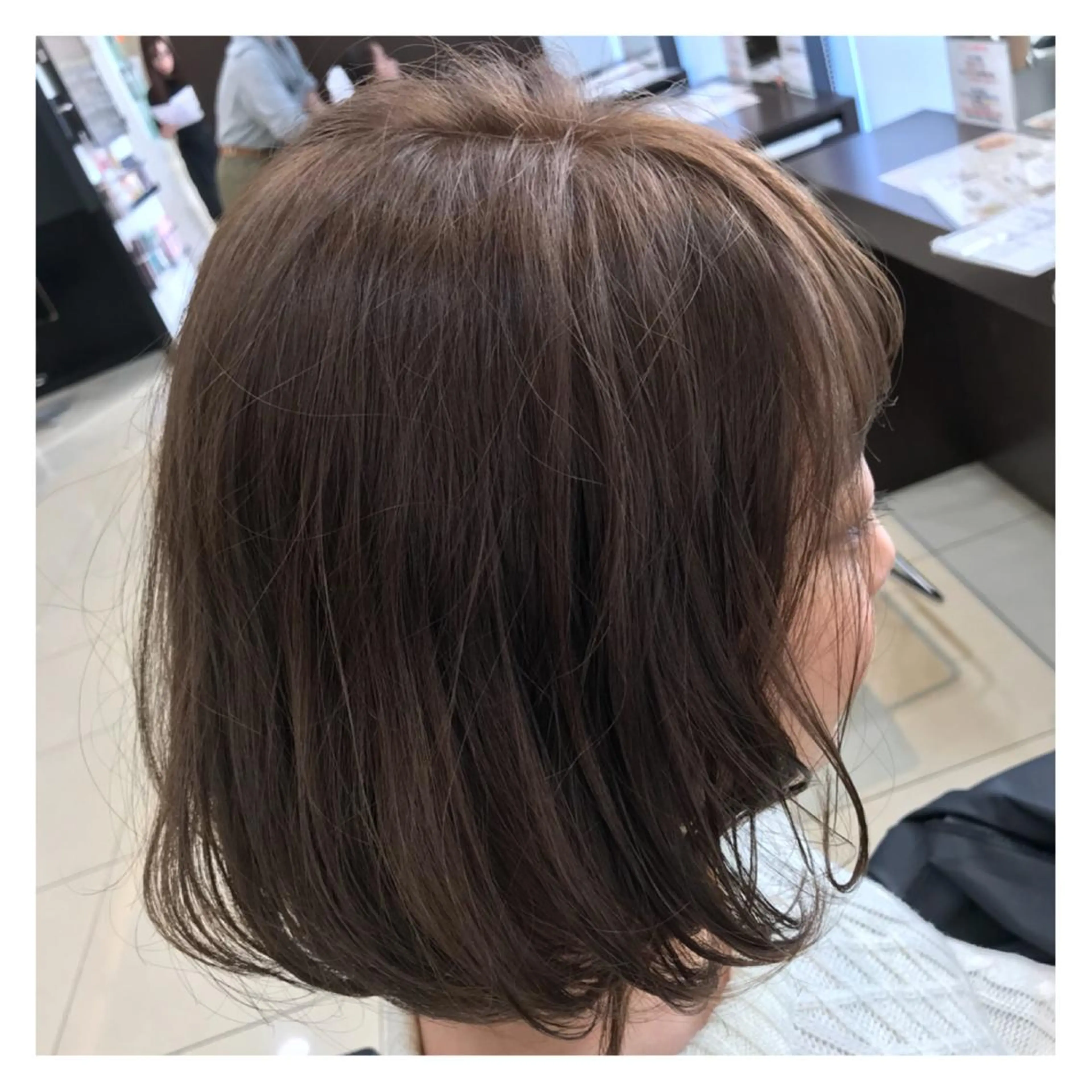 ショート カラー アッシュ 透明感カラー 大久保 隆蔵のヘアスタイル