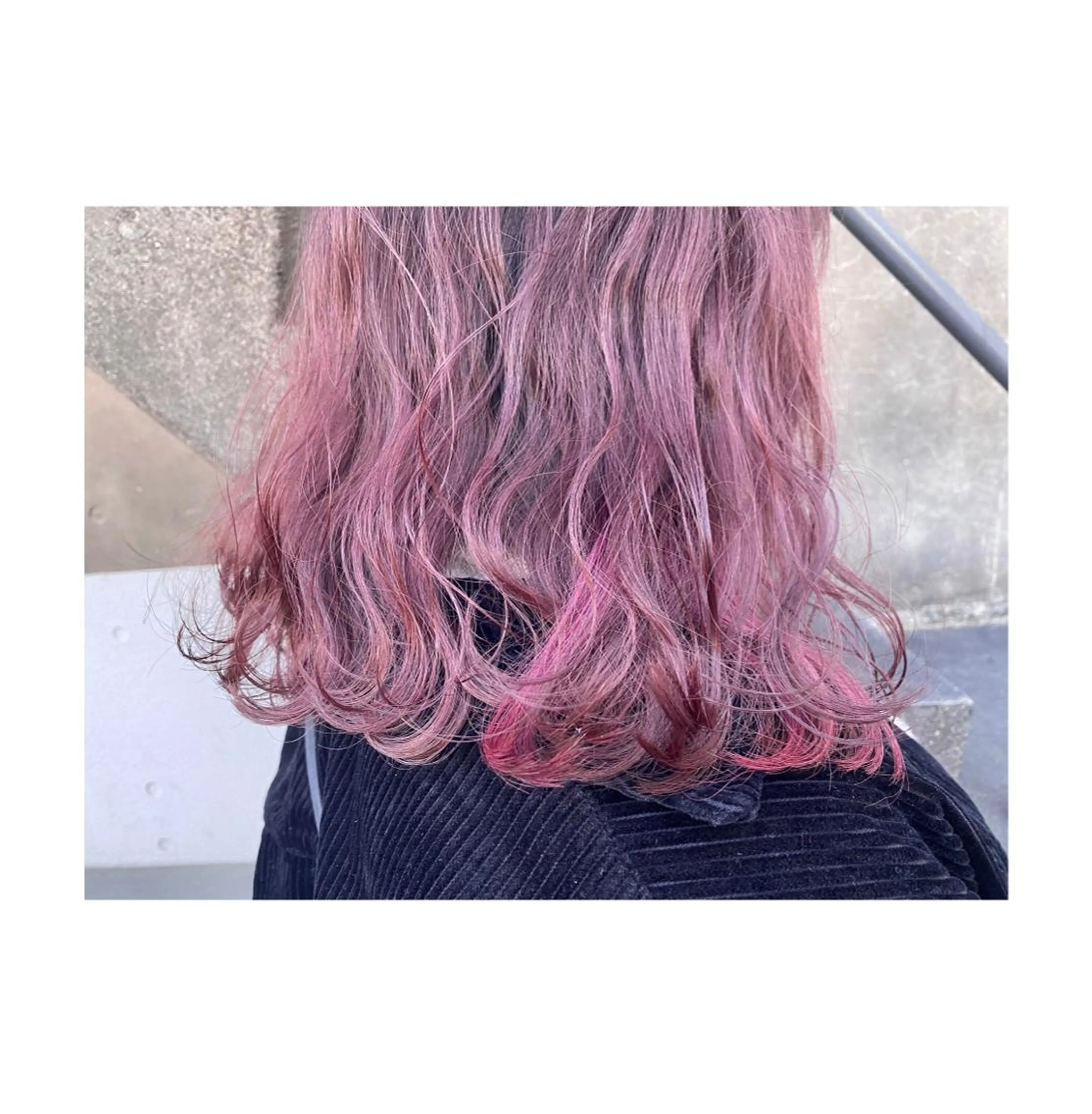 ミディアム カラー ピンクカラー ヘアカラー GARU-ガル-所属・TSUNO🦖 派手髪/オタク美容師のヘアスタイル