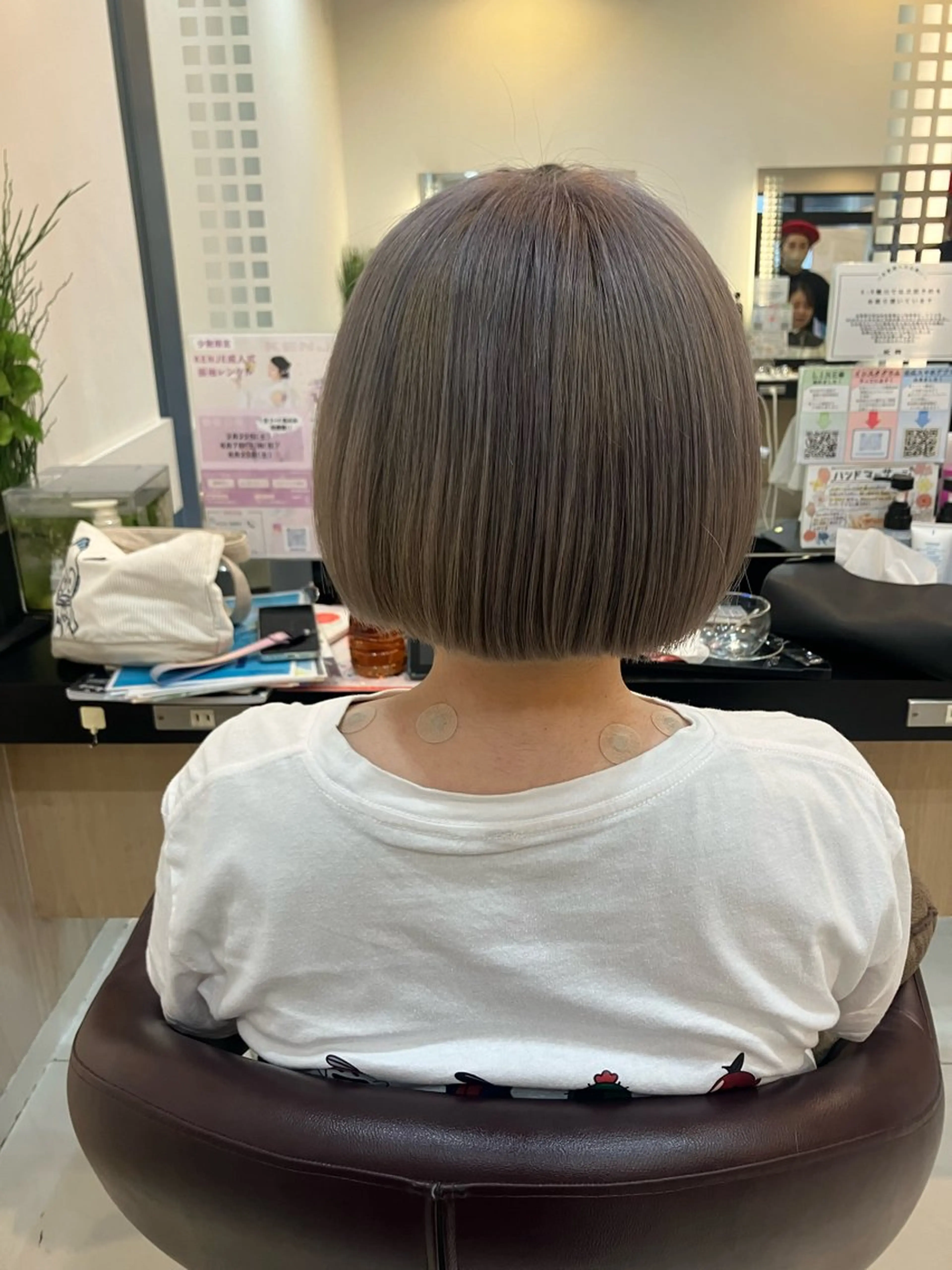 ショート ヘアカラー yukari 艶髪ヘアのヘアスタイル