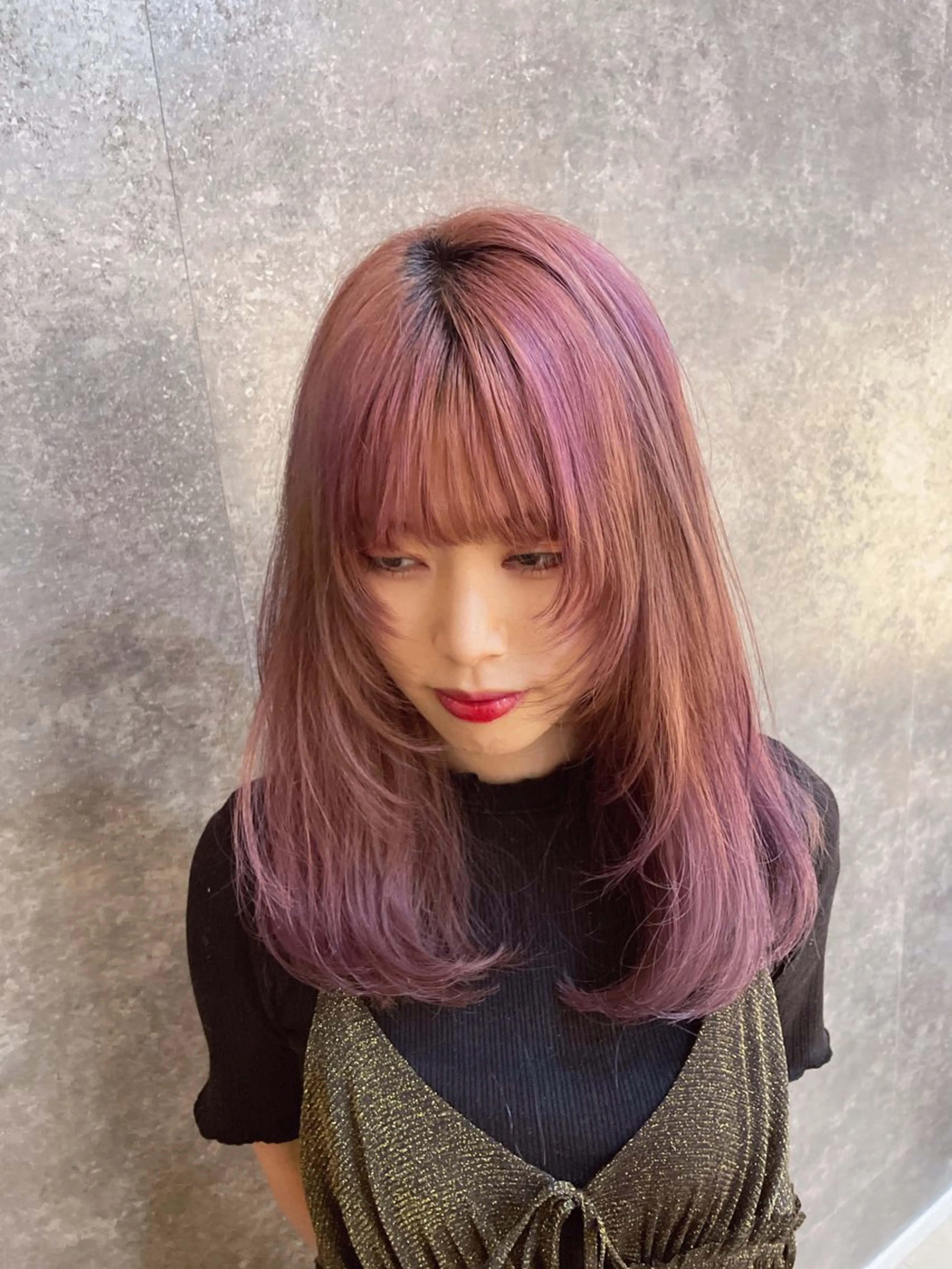 セミロング カラー カット ヘアカラー 峯 琴奈のヘアスタイル