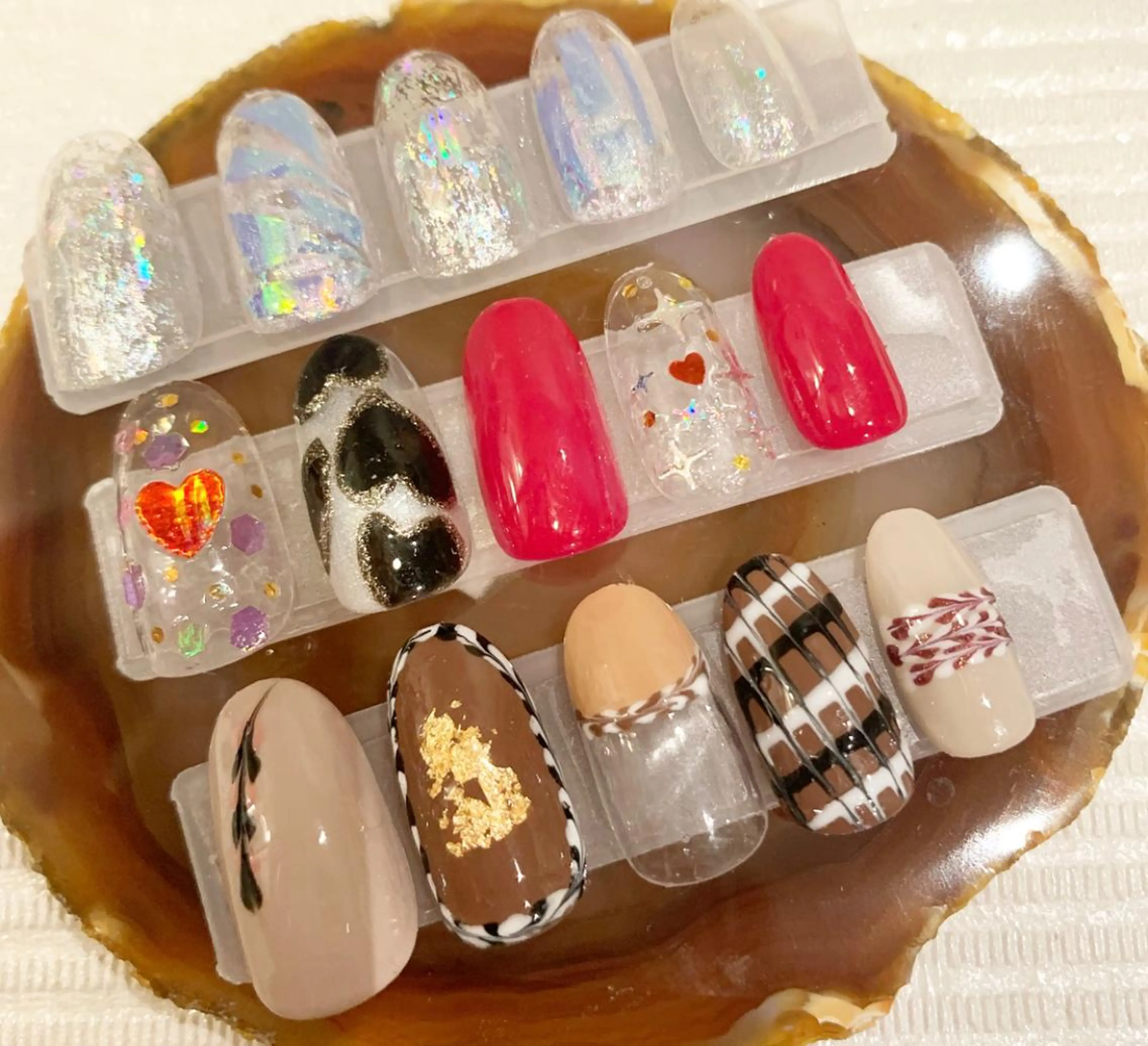 ネイル 駒月 明日香の眉毛・アイブロウイメージ