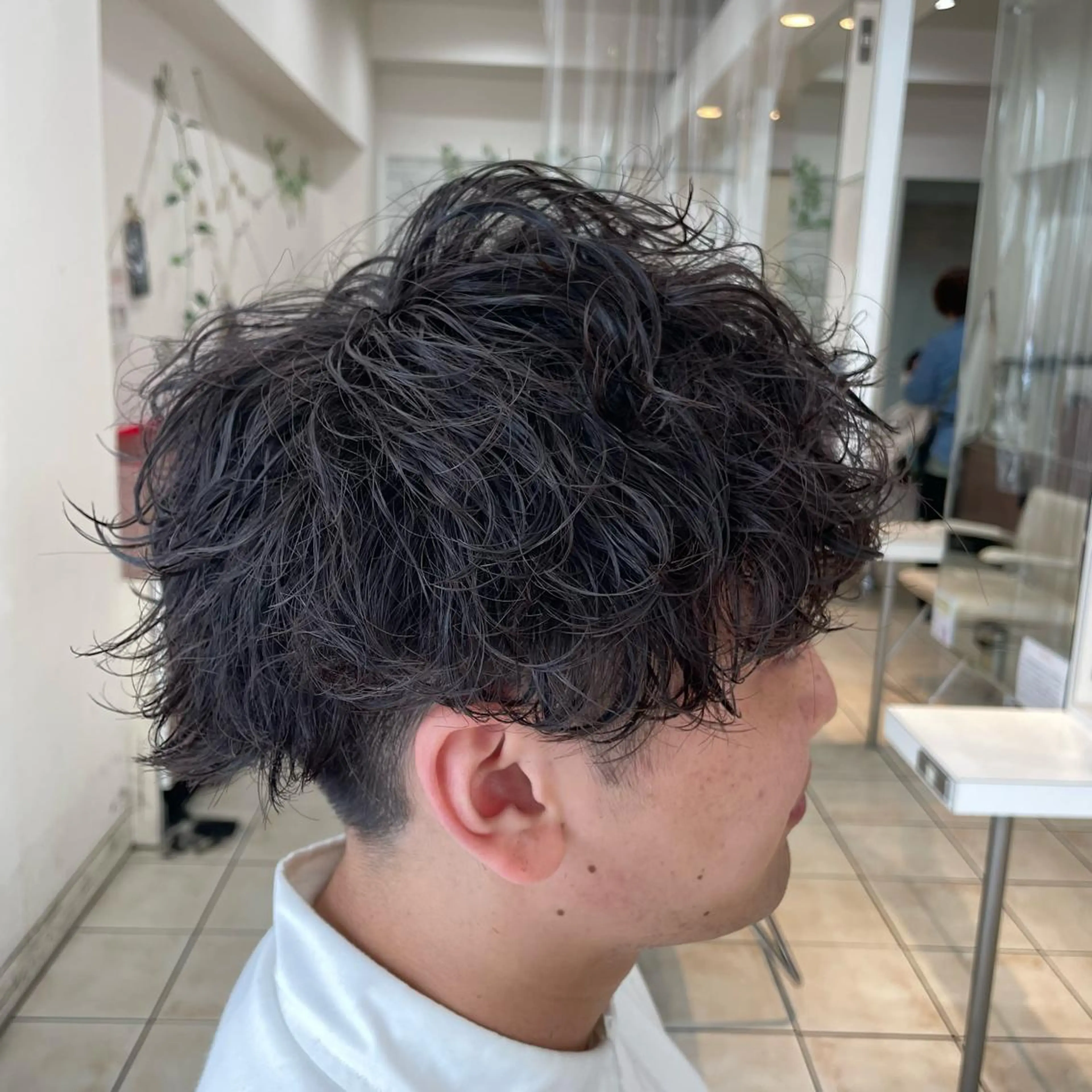 ショート パーマ メンズ シャドウパーマ/縦落 ちパーマ 大久保拓実のヘアスタイル