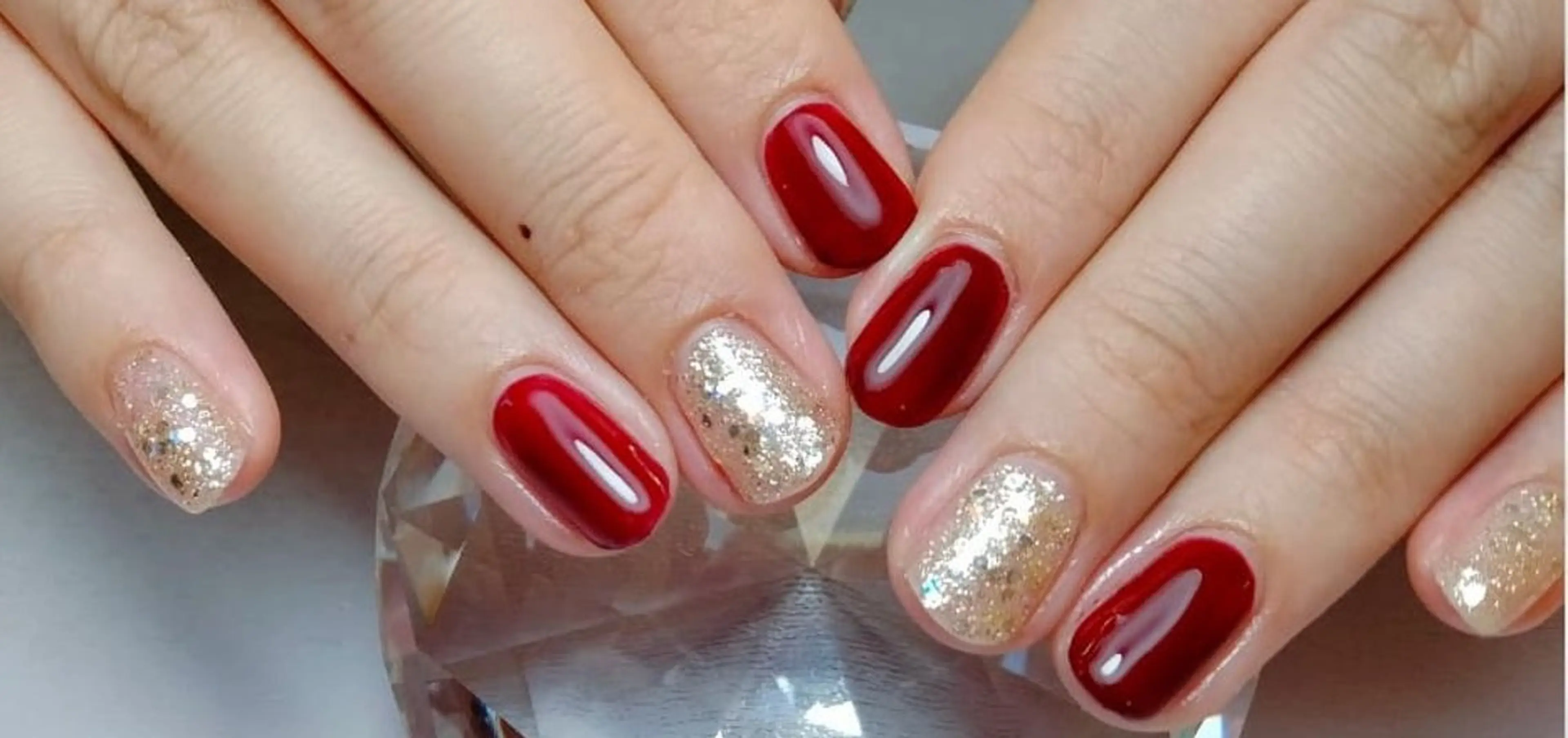 ネイル ゴールド キラキラネイル ラメ(グリッター) mi hoのネイルデザイン