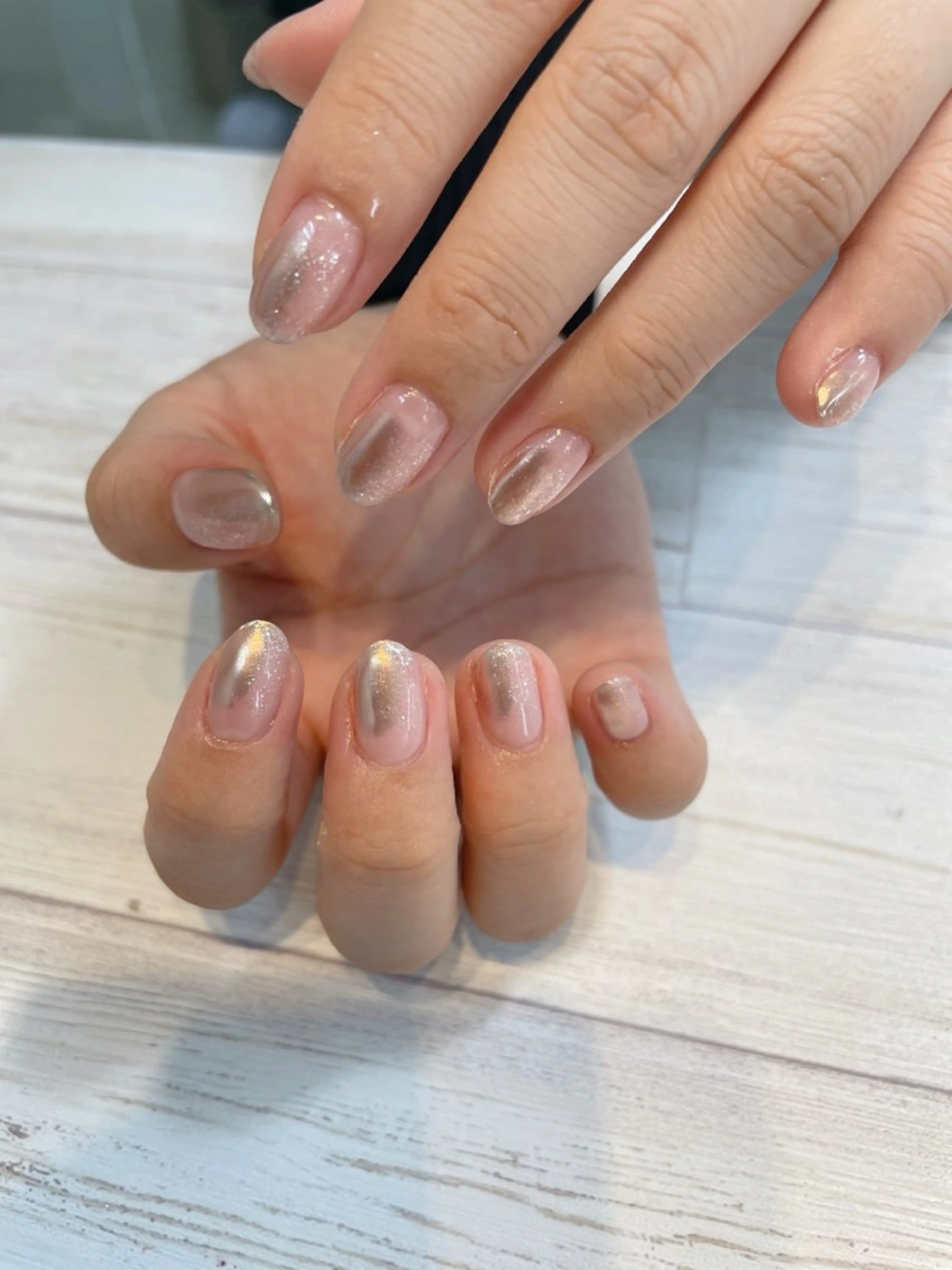 ２色の塗りかけネイルオフ有り(ドライケア込み)の写真