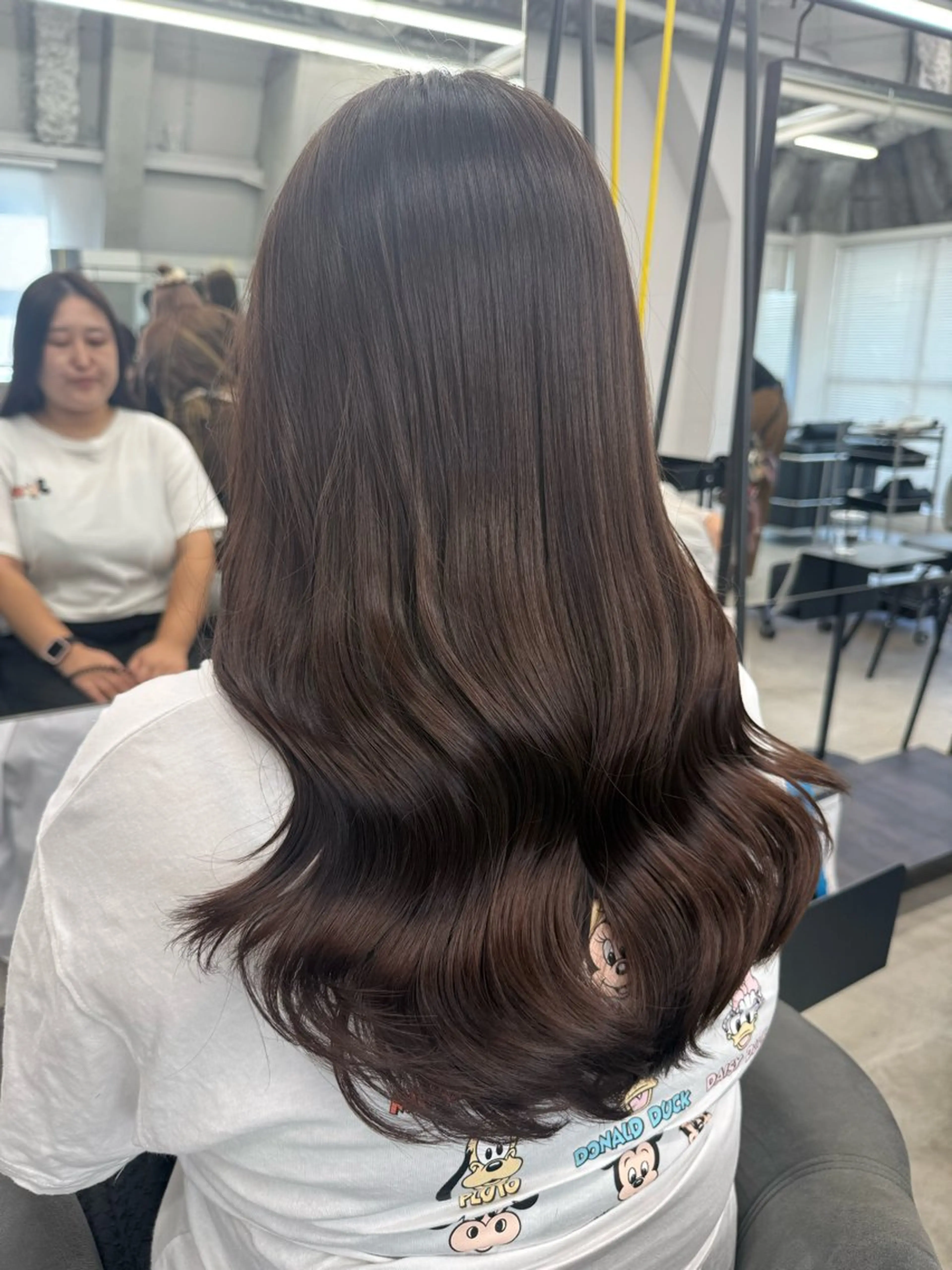 セミロング カラー ベージュカラー ブリーチ ケアブリーチ 透明感カラー デザインカラー ヘアカラー トリートメント ヘッドスパ 渋谷髪質改善/縮毛 矯正/かすが🪽🫧のヘアスタイル