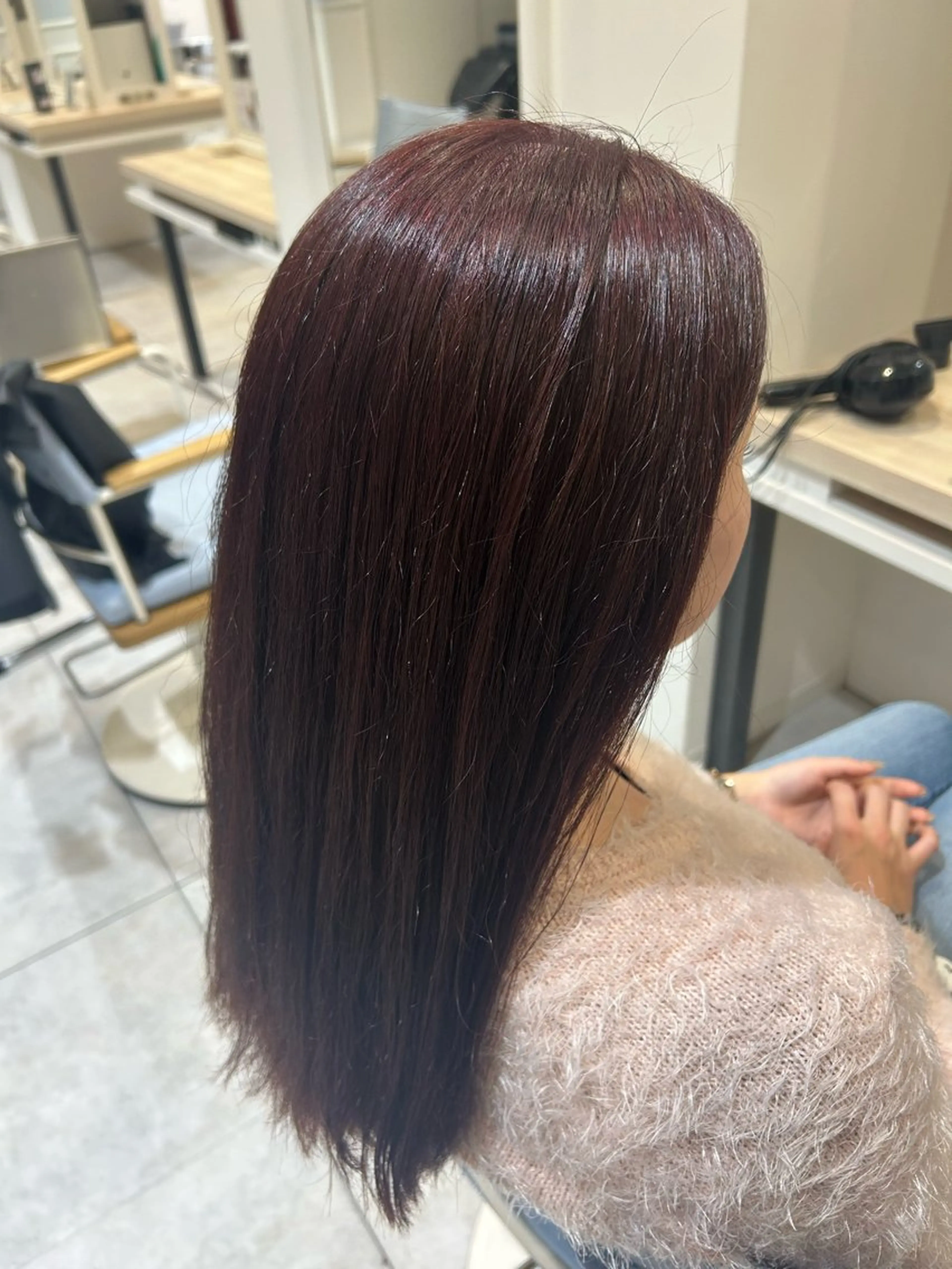 セミロング カラー カシス 《.Xian》ミサキ /艶髪/メンズパーマのヘアスタイル