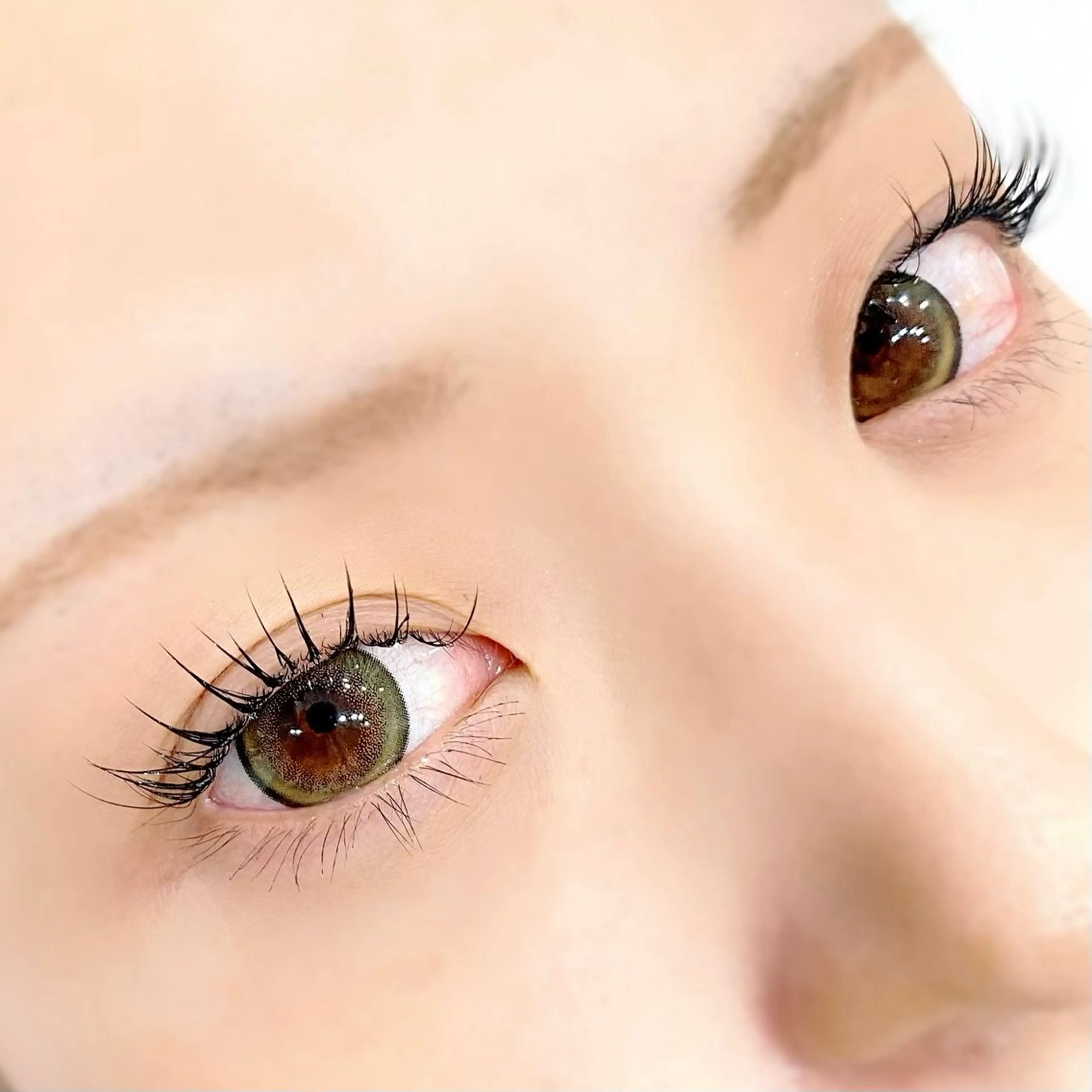 マツエク・マツパ フラットラッシュ パリジェンヌラッシュリフト Rune 《池袋》のマツエク・マツパデザイン